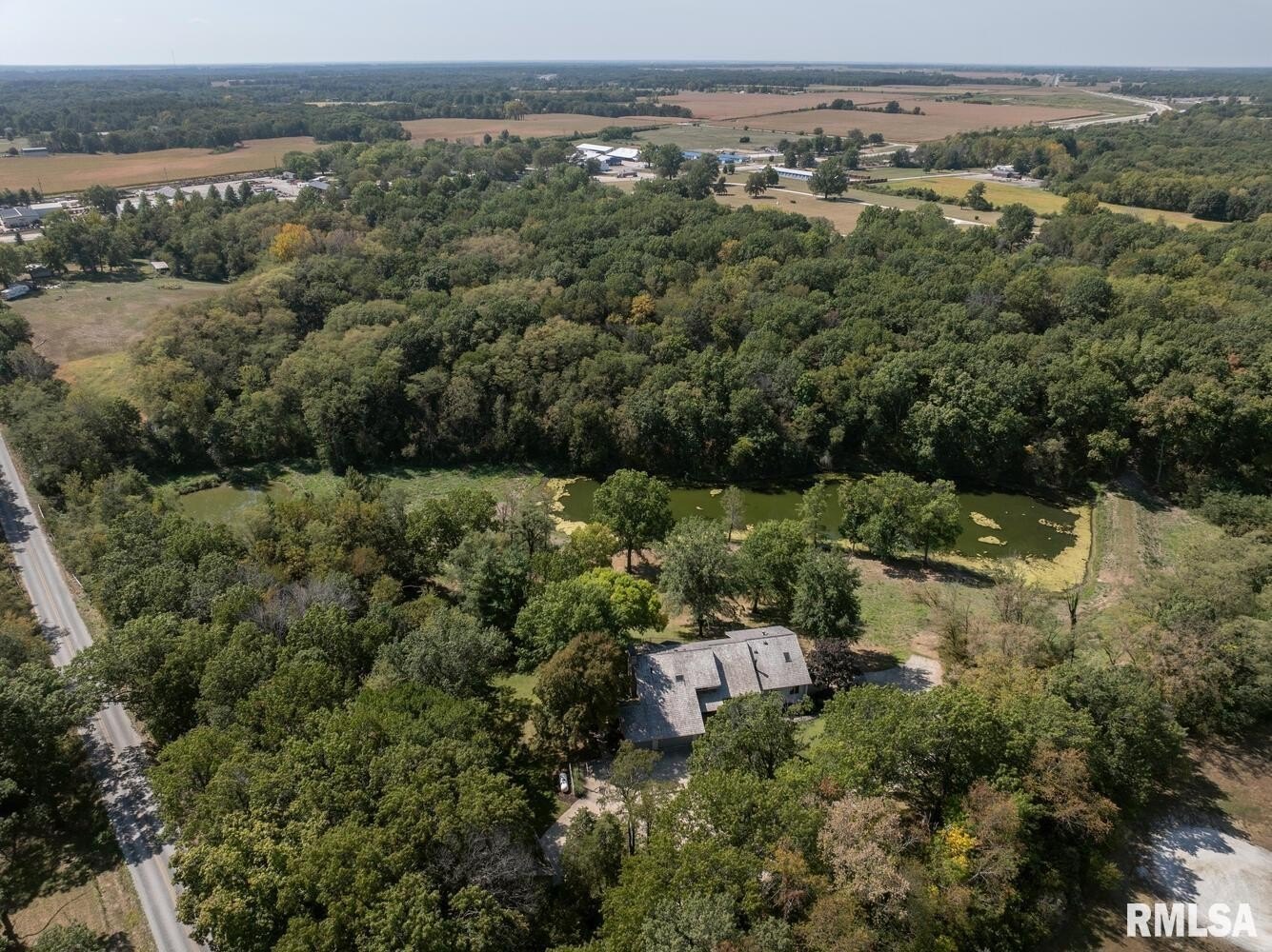 Macomb, Illinois, 61455, United States, 6 Bedrooms Bedrooms, ,5 BathroomsBathrooms,Residential,For Sale,1982236