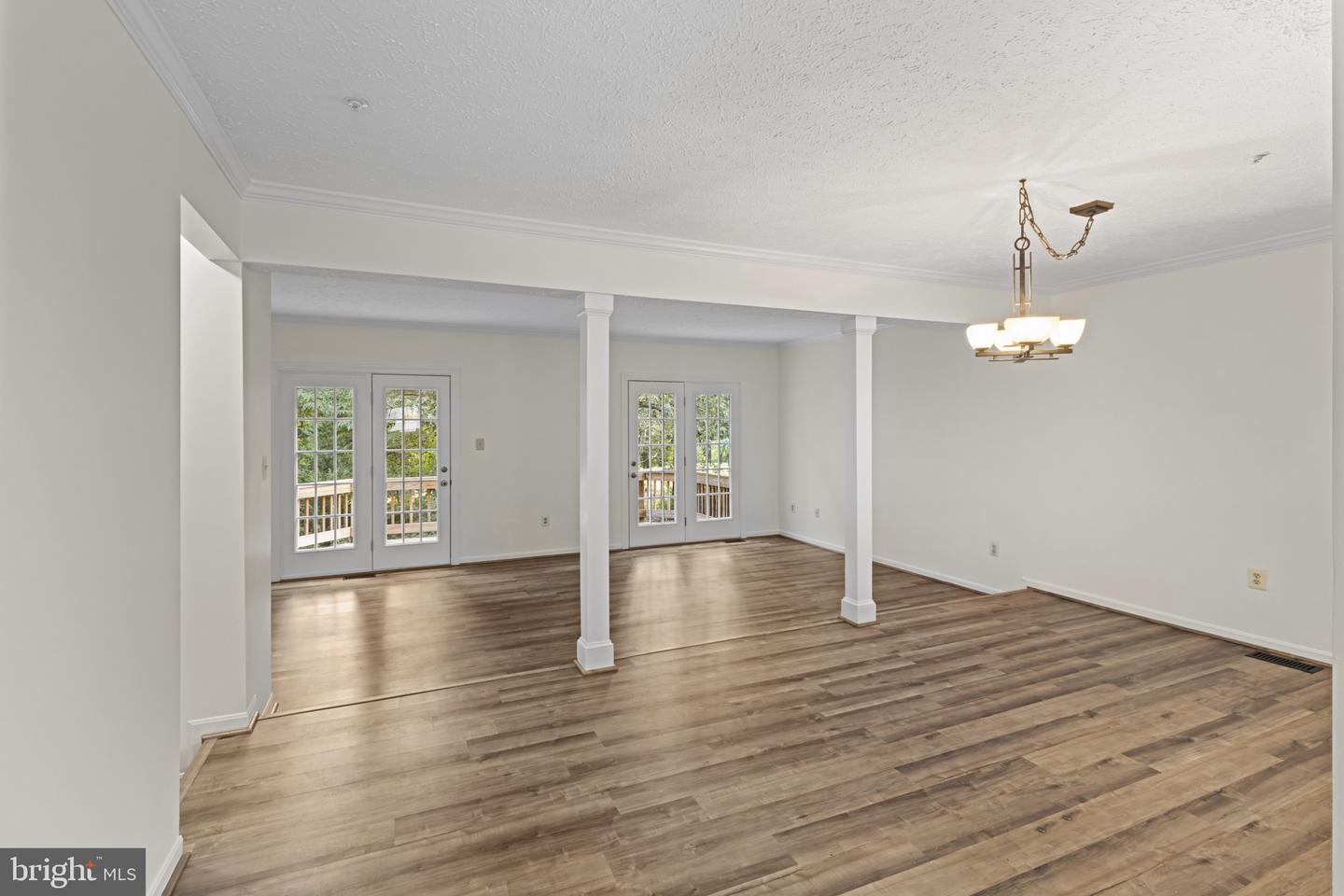 Crofton, Maryland, 21114, United States, 3 Bedrooms Bedrooms, ,4 BathroomsBathrooms,Residential,For Sale,1989271