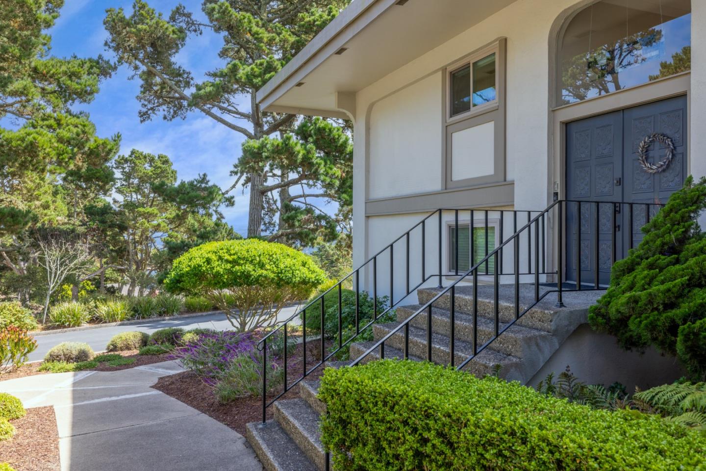 Monterey, California, 93940, United States, 3 Bedrooms Bedrooms, ,3 BathroomsBathrooms,Residential,For Sale,1947975