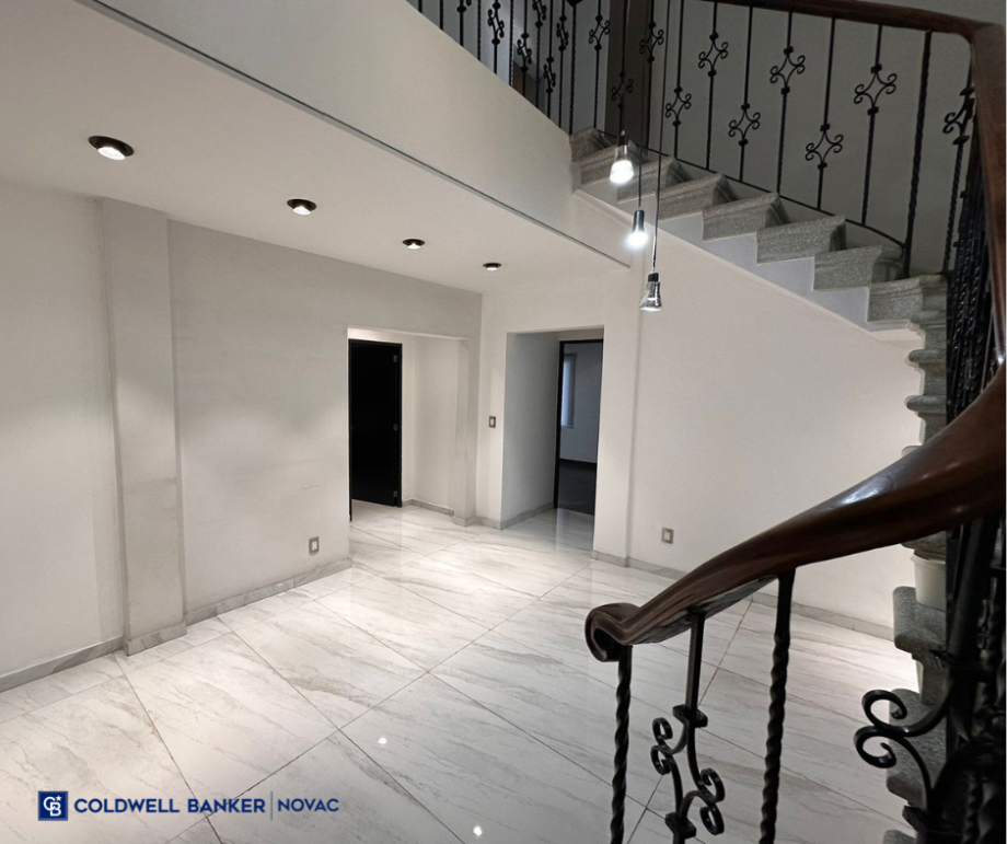 Miguel Hidalgo, Ciudad de México, 11300, Mexico, 9 Bedrooms Bedrooms, ,2 BathroomsBathrooms,Residential,For Sale,1690374