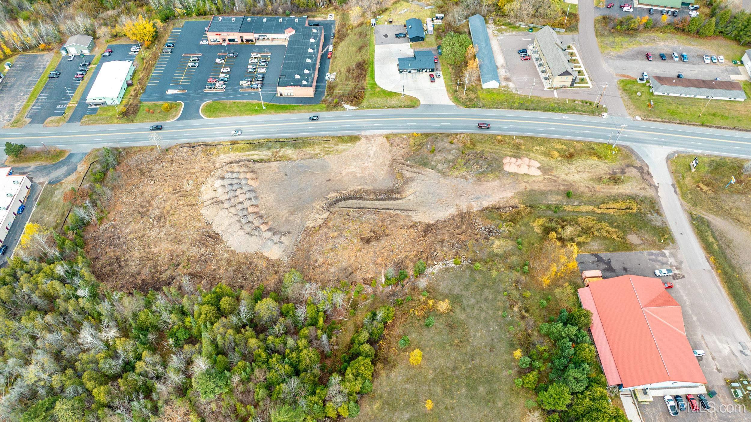 Houghton, Michigan, 49931, United States, ,Residential,For Sale,1923073