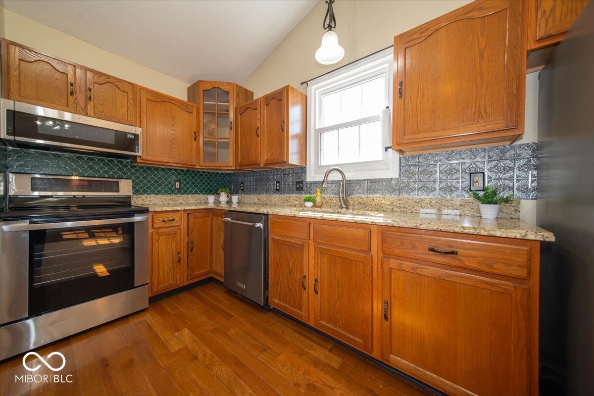 Noblesville, Indiana, 46060, United States, 4 Bedrooms Bedrooms, ,3 BathroomsBathrooms,Residential,For Sale,2048324