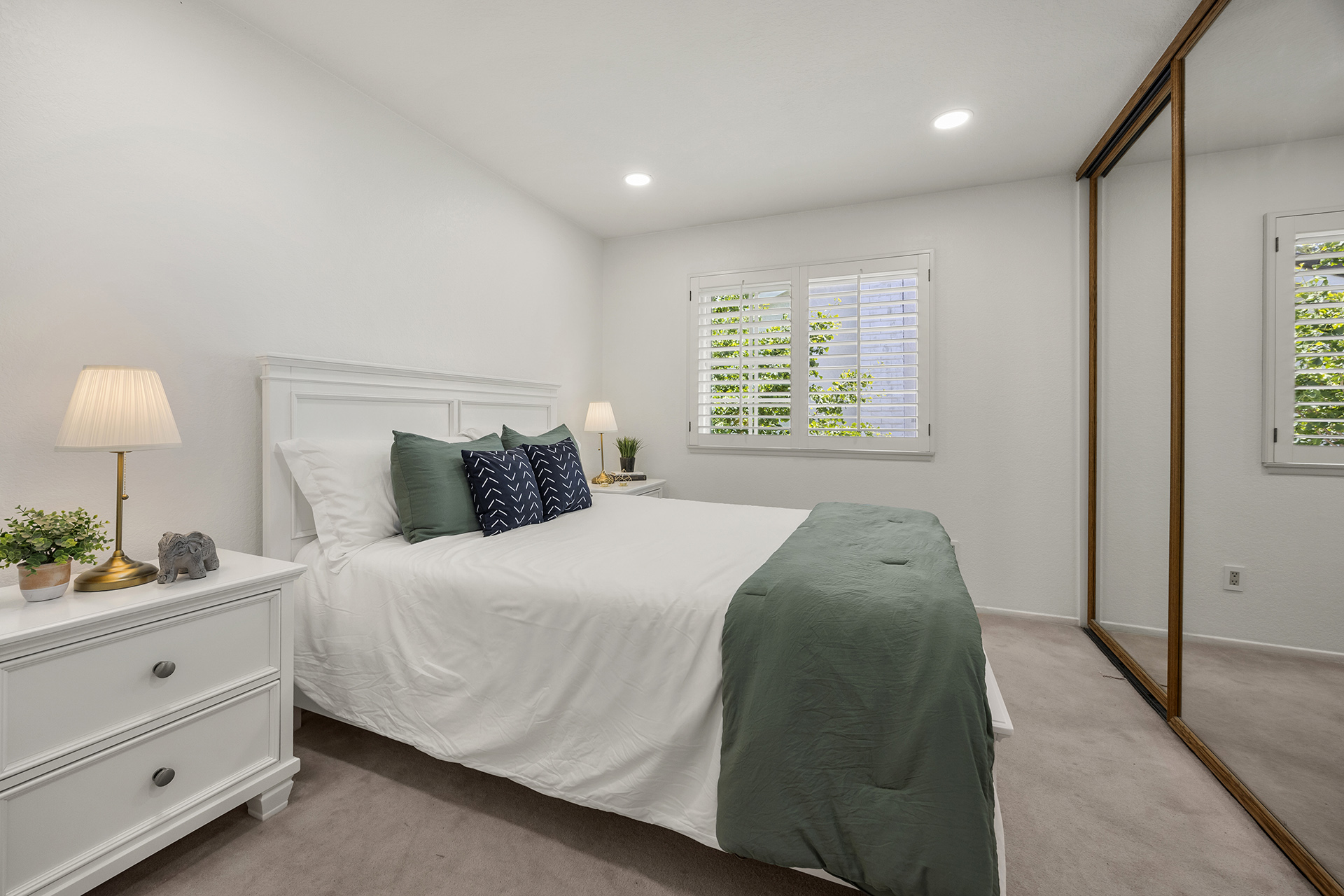Walnut, California, 91789, United States, 5 Bedrooms Bedrooms, ,3 BathroomsBathrooms,Residential,For Sale,2048876