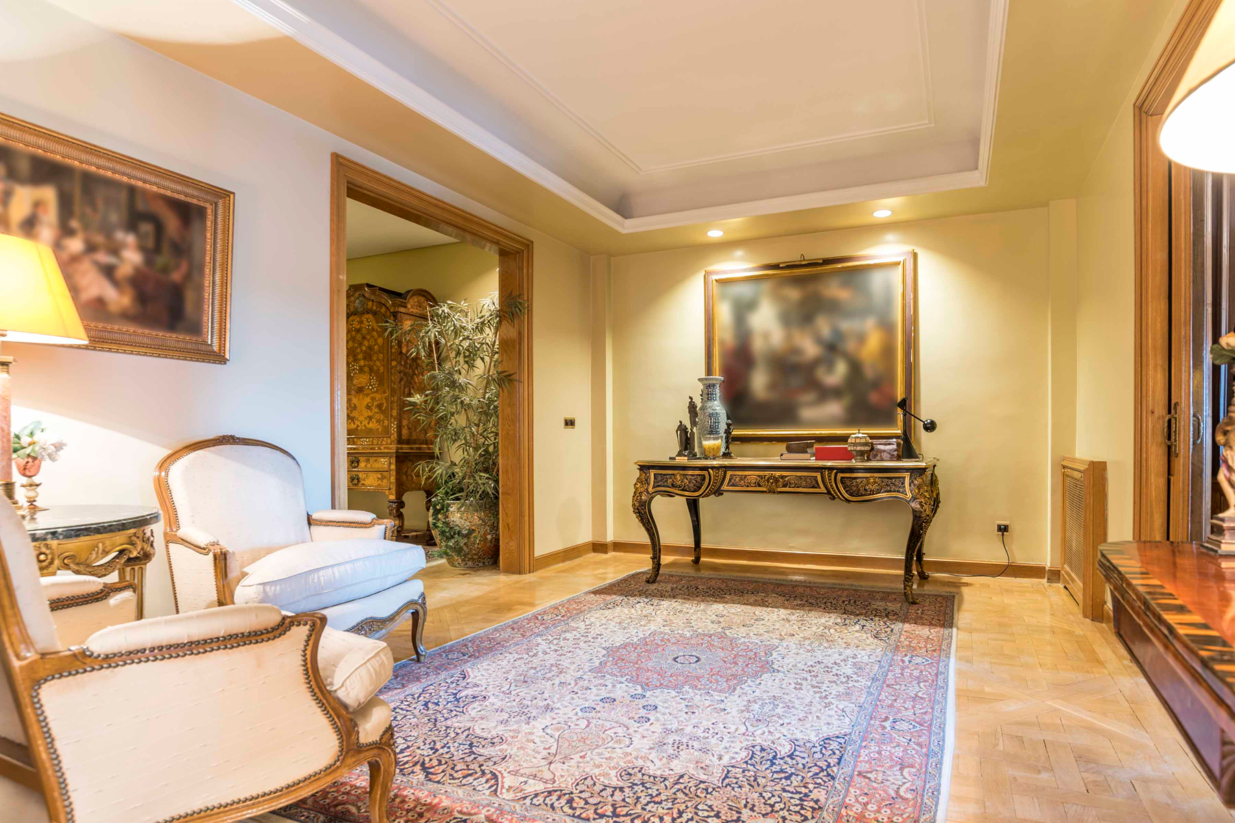  Elegant flat on Calle Velázquez with renovation potential  Barrio de Salamanca - 物件實景