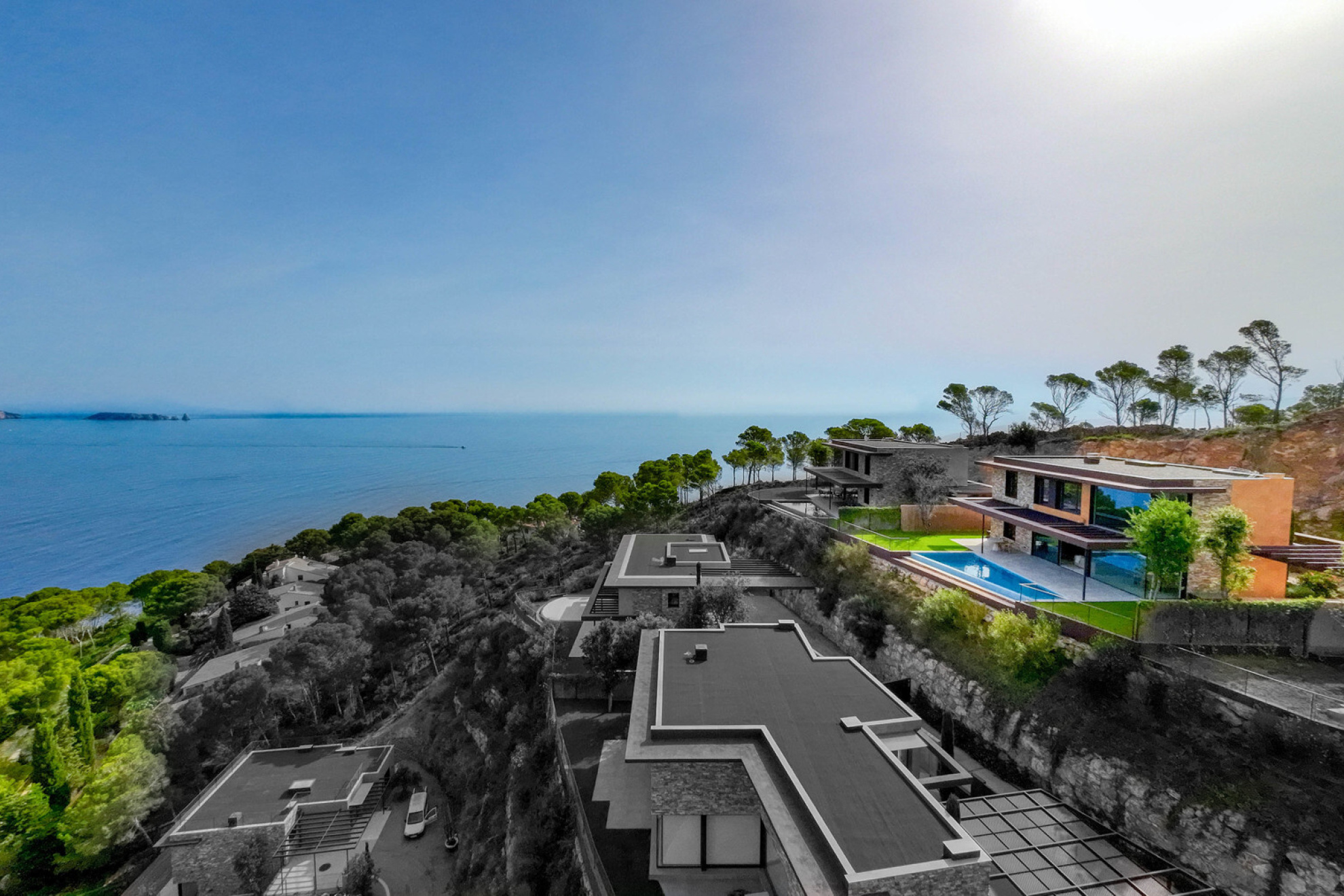  House with swimming pool and sea views in private urbanization in Sa Riera. - 物件實景