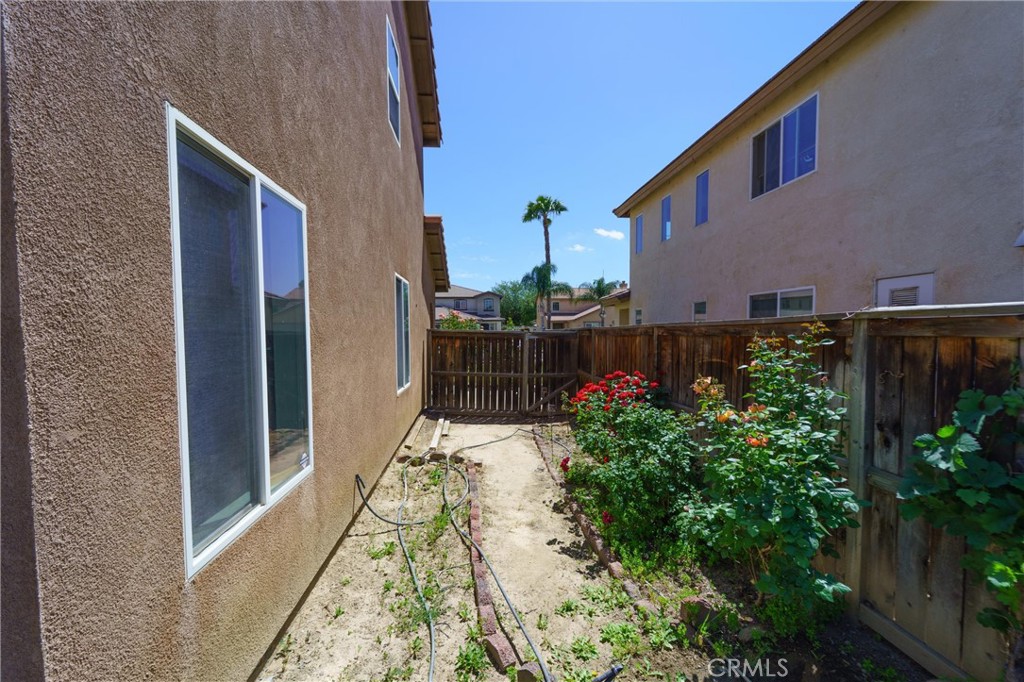 Hemet, California, 92545, United States, 6 Bedrooms Bedrooms, ,3 BathroomsBathrooms,Residential,For Sale,2040744