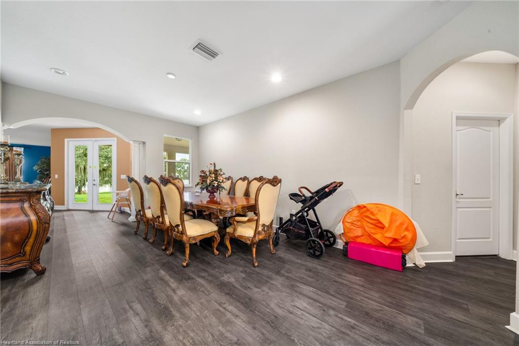 Sebring, Florida, 33872, United States, 4 Bedrooms Bedrooms, ,3 BathroomsBathrooms,Residential,For Sale,1974916