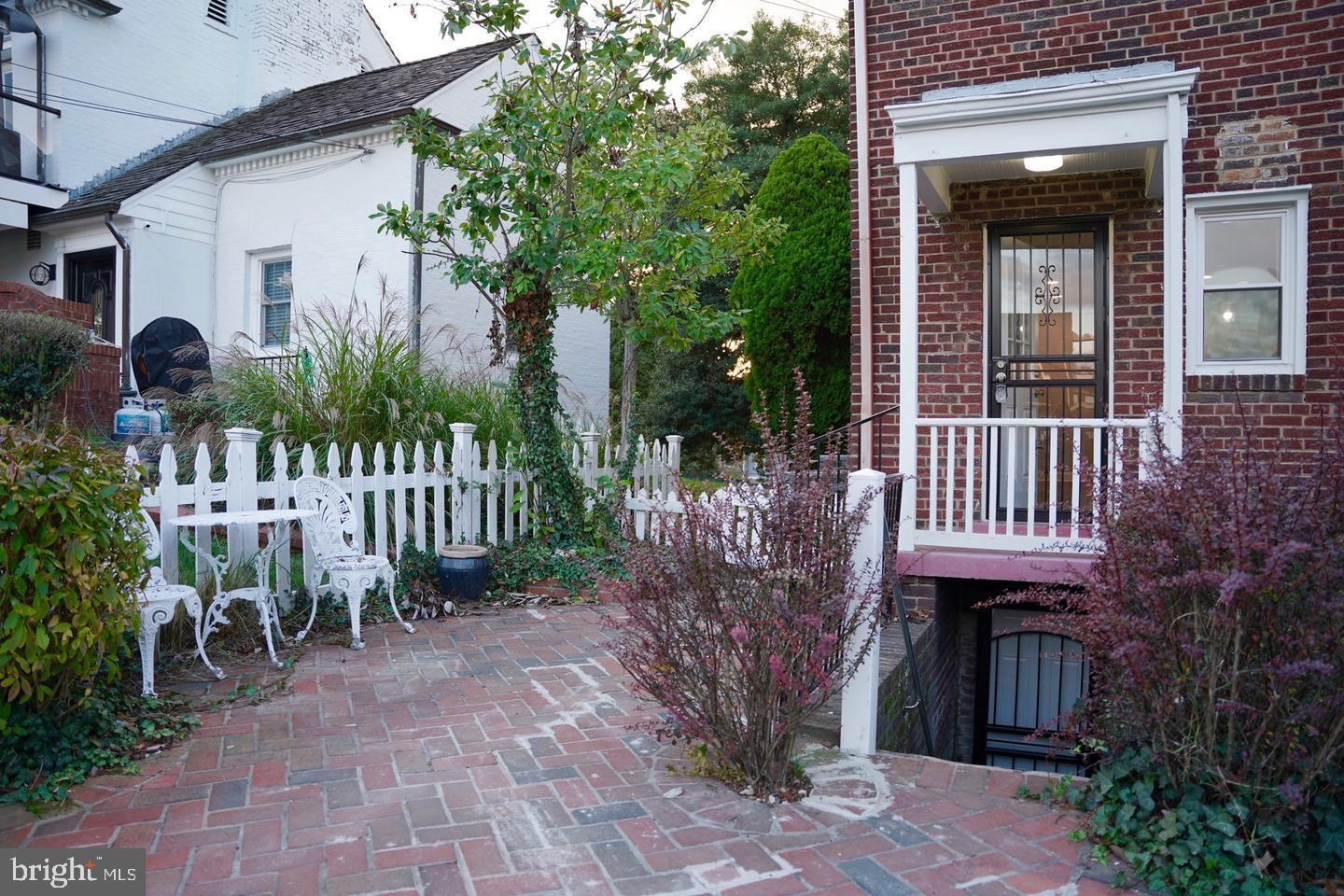 2112 Branch Avenue SE, Washington, District of Columbia, 20020, United States, 5 Bedrooms Bedrooms, ,4 BathroomsBathrooms,Residential,For Sale,2112 Branch Avenue SE,1628010