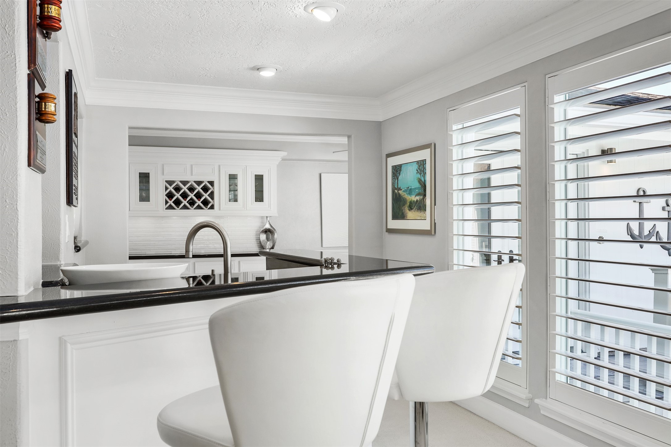 Nassau Bay, Texas, 77058, United States, 5 Bedrooms Bedrooms, ,5 BathroomsBathrooms,Residential,For Sale,1988330