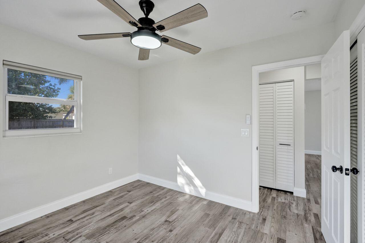 Lake Worth Beach, Florida, 33460, United States, 3 Bedrooms Bedrooms, ,2 BathroomsBathrooms,Residential,For Sale,1992911