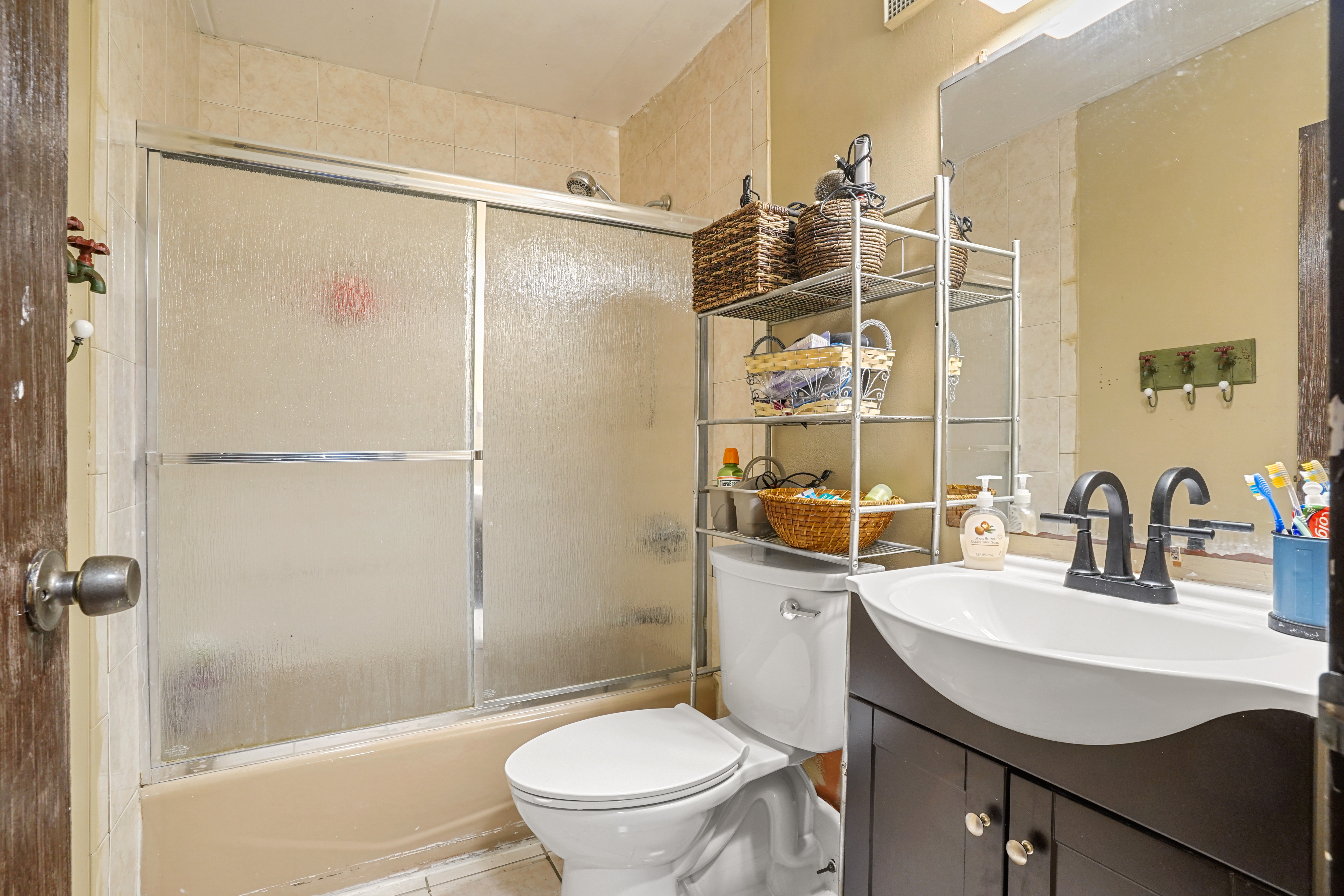  308 Quarry Street, Unit 405, Quincy, MA, 02169 - 物件實景