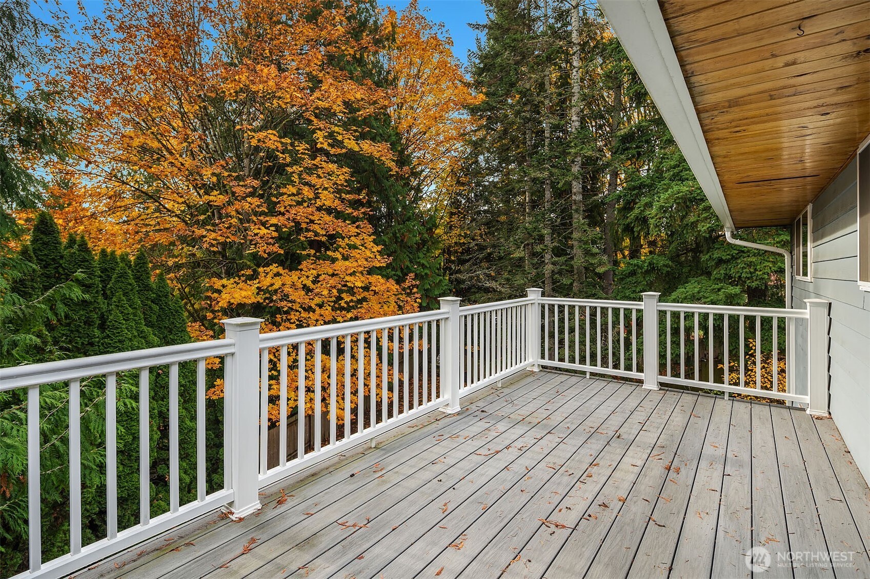 Redmond, Washington, 98052, United States, 3 Bedrooms Bedrooms, ,2 BathroomsBathrooms,Residential,For Sale,1990985