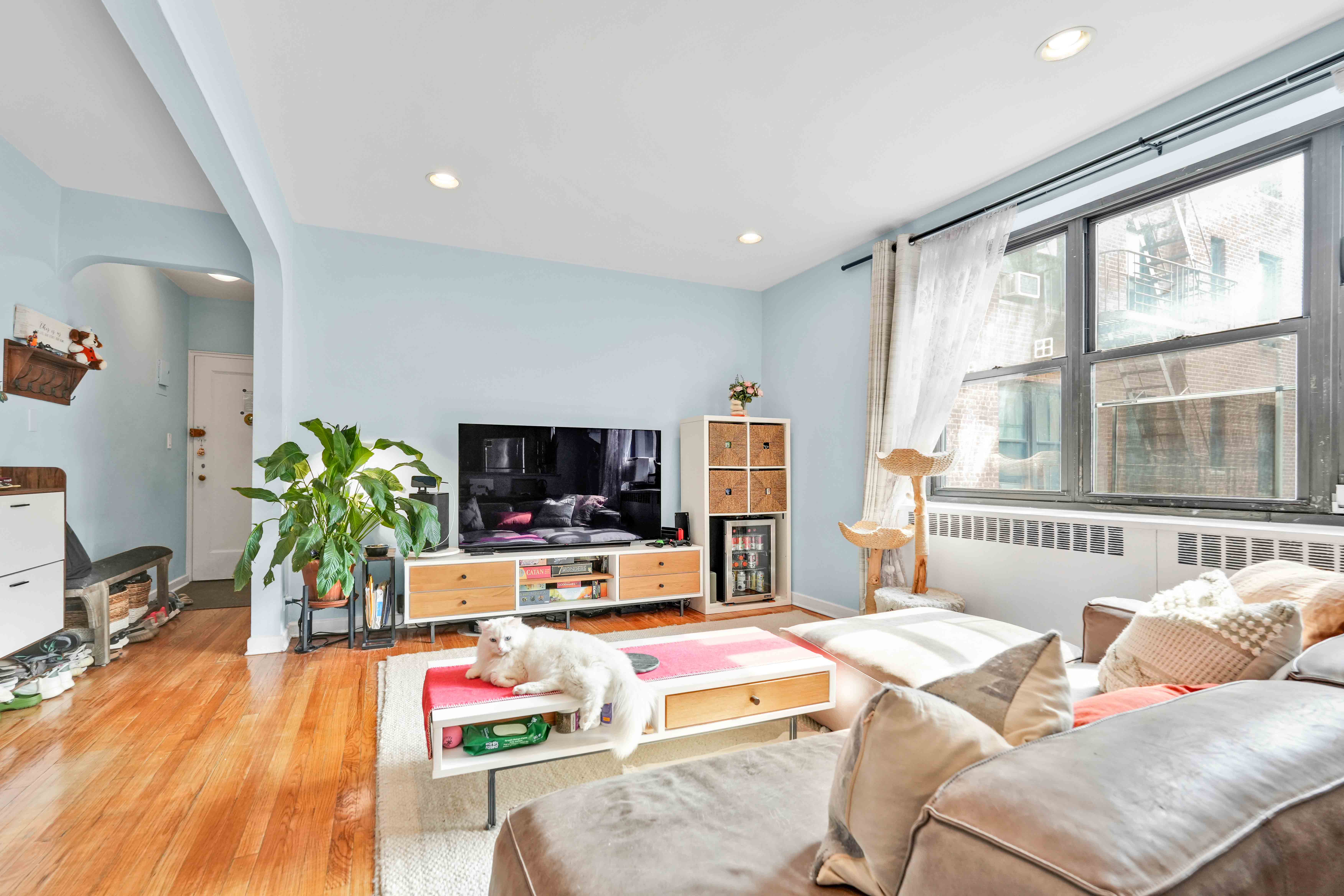  67-35 Yellowstone Boulevard #4P, Forest Hills, NY, 11375 - 物件實景