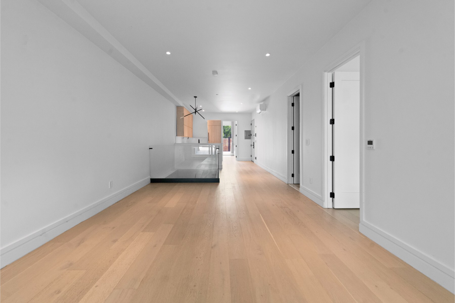  499 Van Buren St. 1, Brooklyn, NY, 11221 - 物件實景
