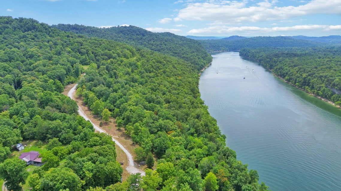 Somerset, Kentucky, 42501, United States, ,Residential,For Sale,1923151