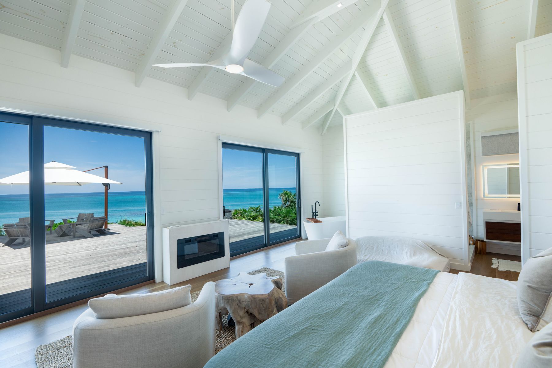  Luxury Beachfront Home with Boat Slip - 物件實景