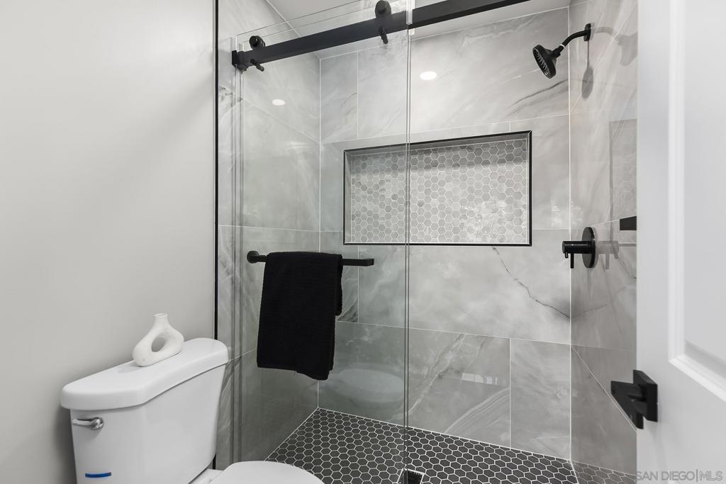 San Diego, California, 92111, United States, 3 Bedrooms Bedrooms, ,3 BathroomsBathrooms,Residential,For Sale,2010318