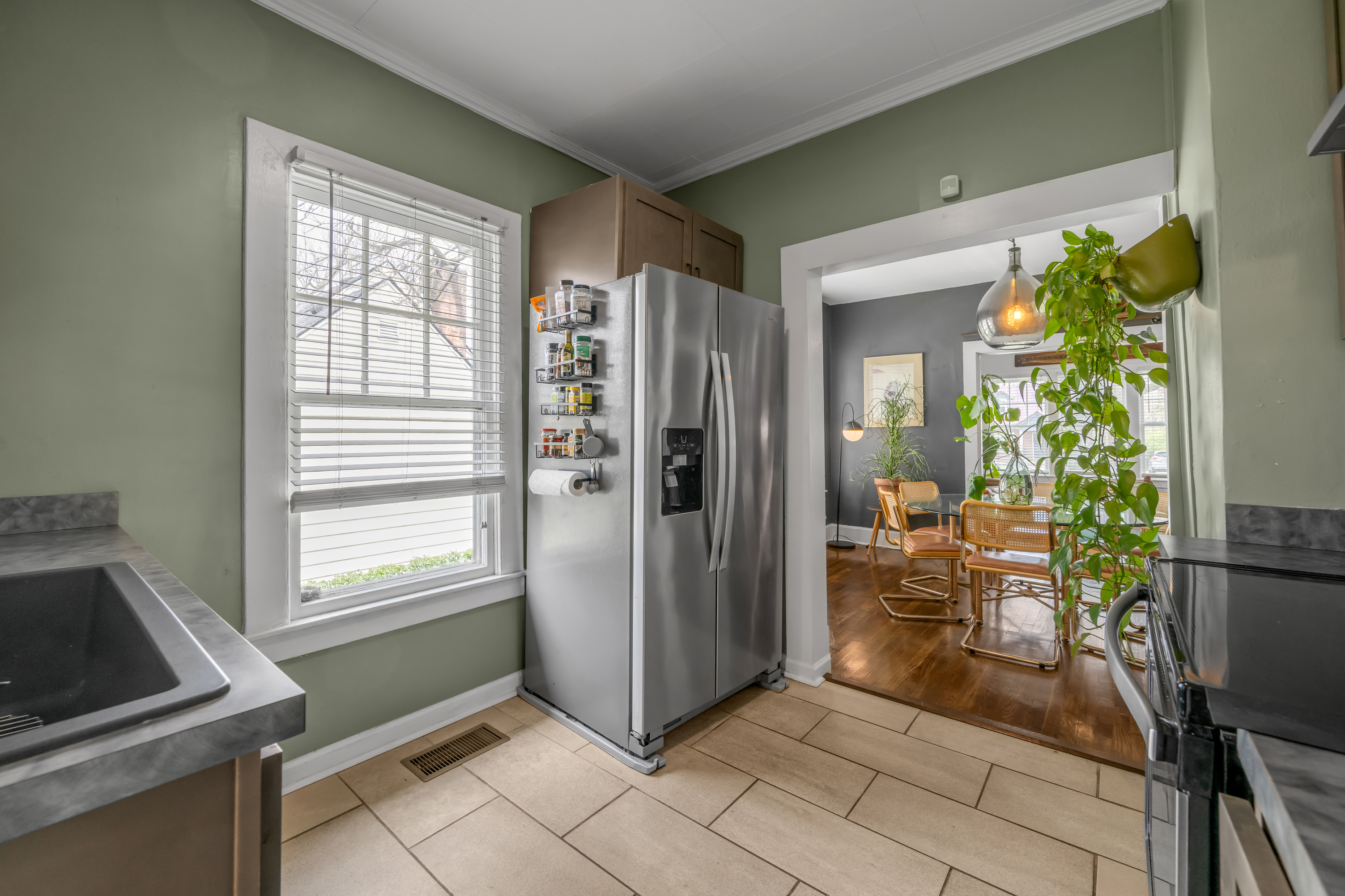  127 Delmont Drive - 物件實景