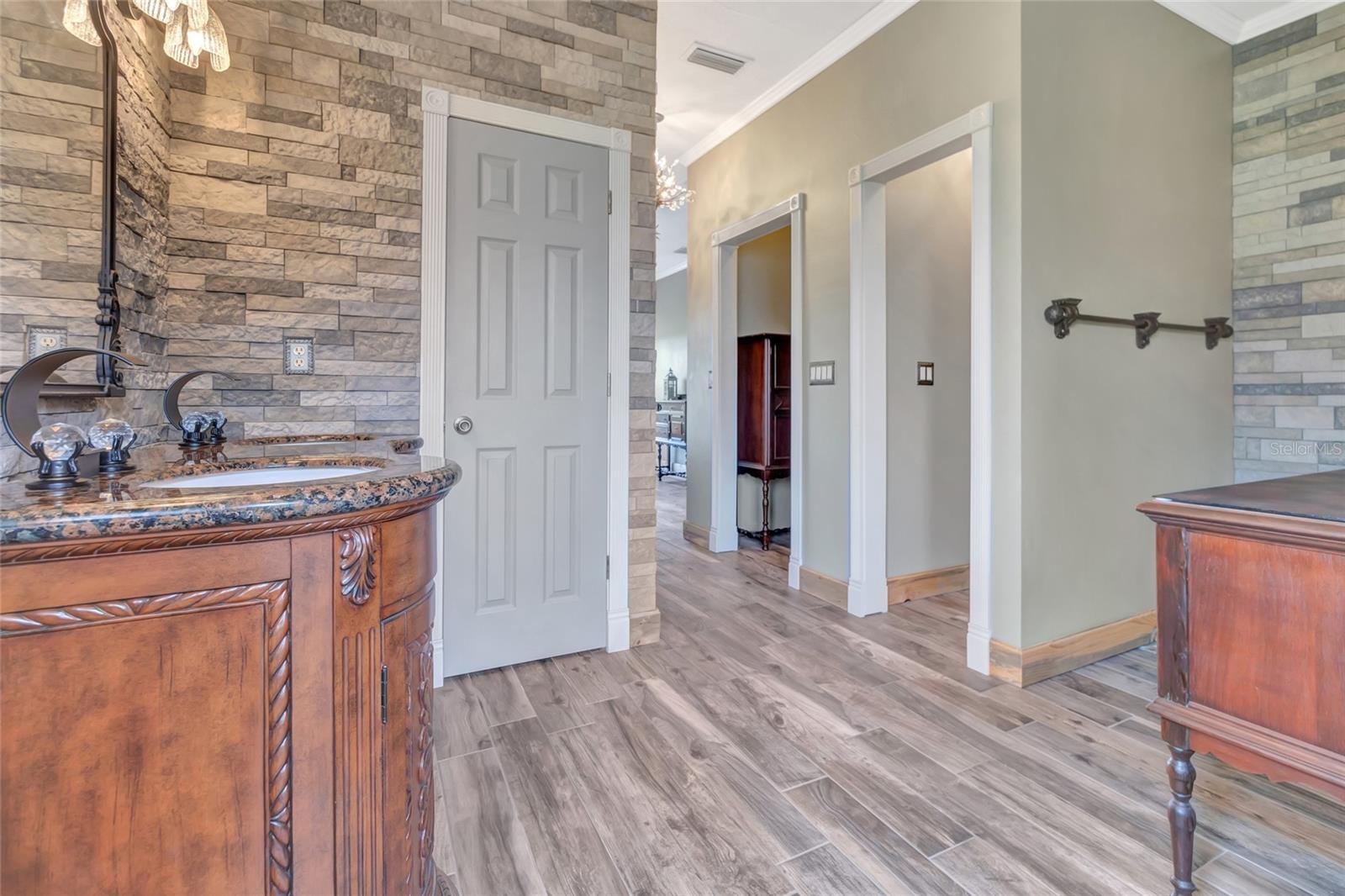 GROVELAND, Florida, 34736, United States, 3 Bedrooms Bedrooms, ,2 BathroomsBathrooms,Residential,For Sale,1932876