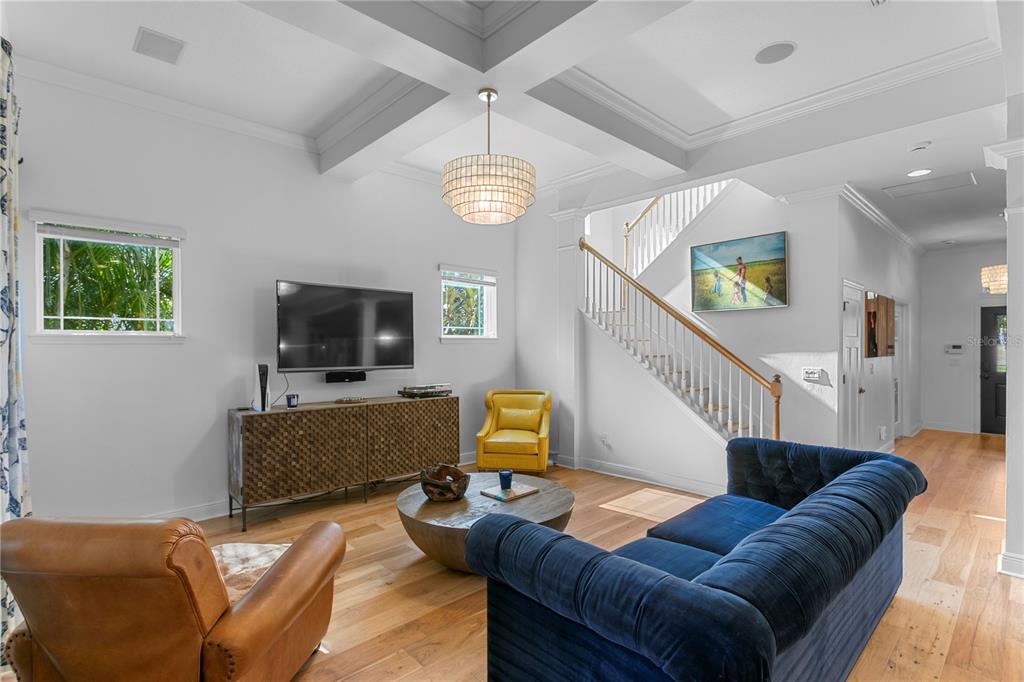 Lithia, Florida, 33547, United States, 5 Bedrooms Bedrooms, ,4 BathroomsBathrooms,Residential,For Sale,1997364