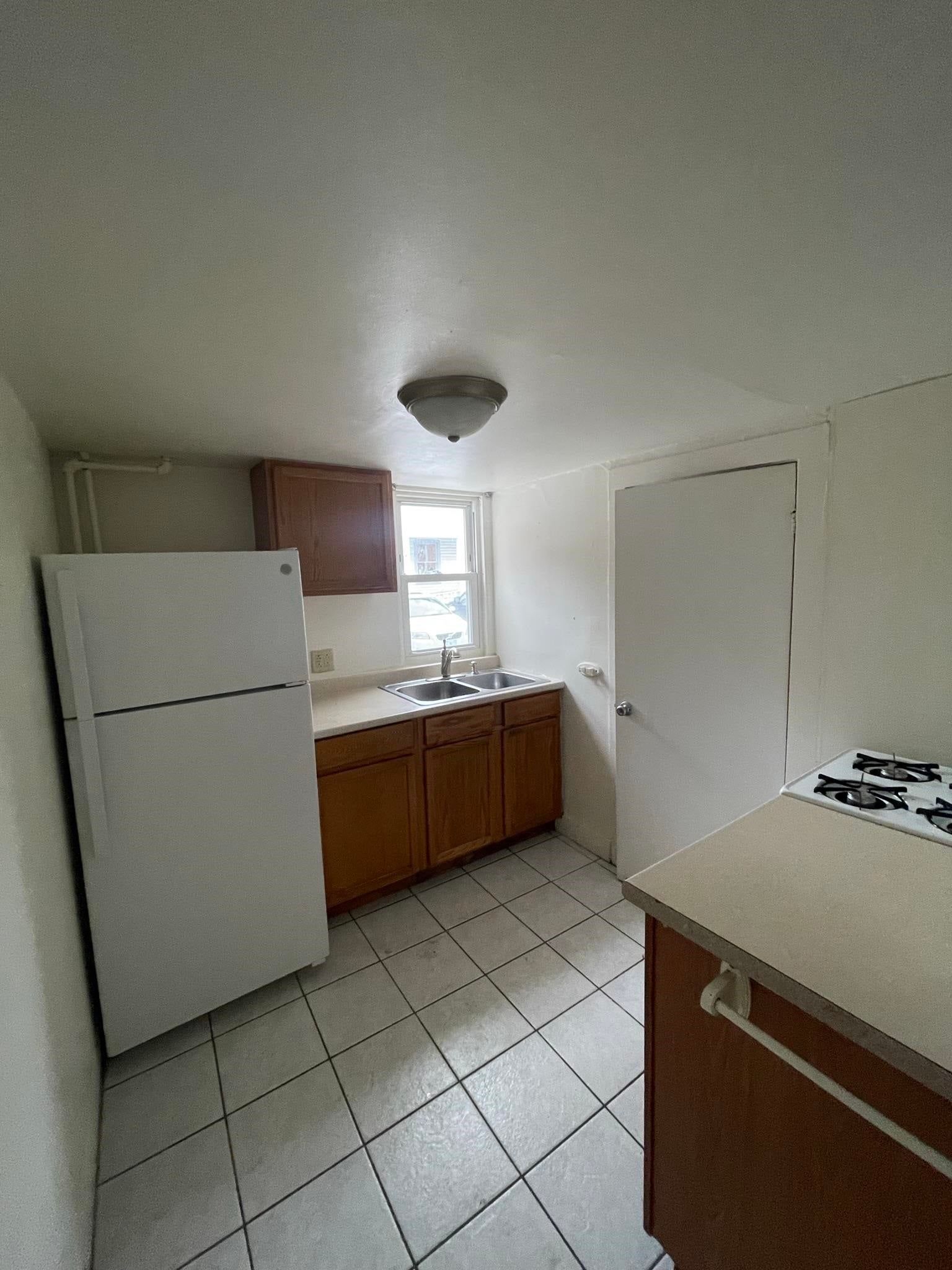 Burlington, Vermont, 05401, United States, 15 Bedrooms Bedrooms, ,3 BathroomsBathrooms,Residential,For Sale,1898966