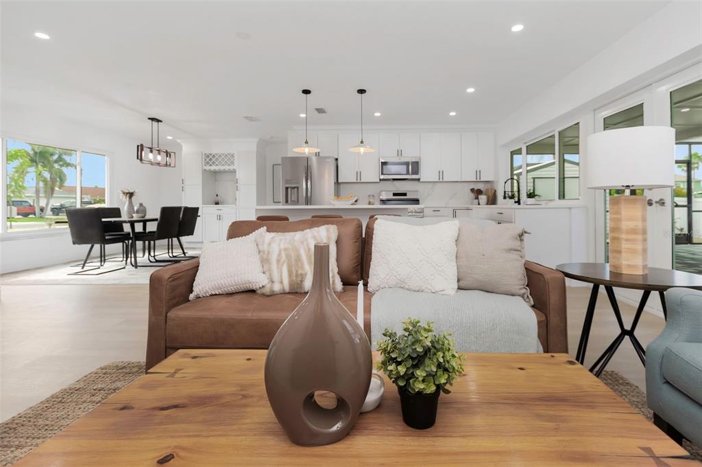 Apollo Beach, Florida, 33572, United States, 3 Bedrooms Bedrooms, ,2 BathroomsBathrooms,Residential,For Sale,1907678