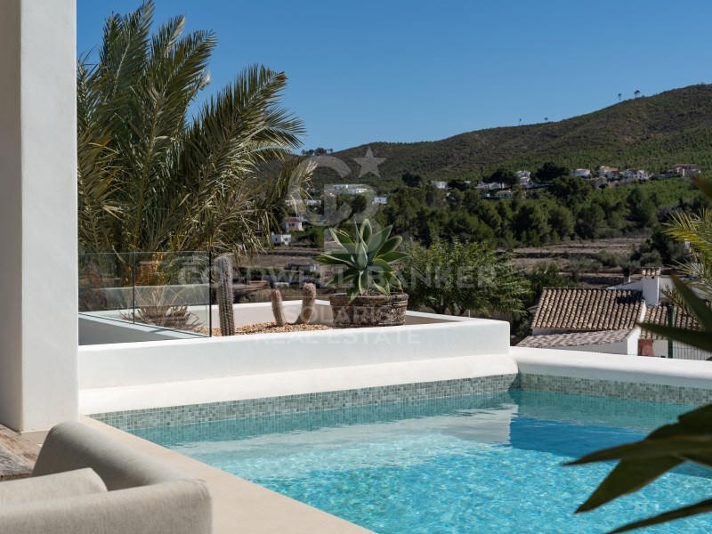 Alicante, J?vea / X?bia, Partida Comunes-Adsubia A, Jávea / Xàbia, Comunidad Valenciana, ES, 4 Bedrooms Bedrooms, ,4 BathroomsBathrooms,Residential,For Sale,Alicante, J?vea / X?bia, Partida Comunes-Adsubia A,1628481