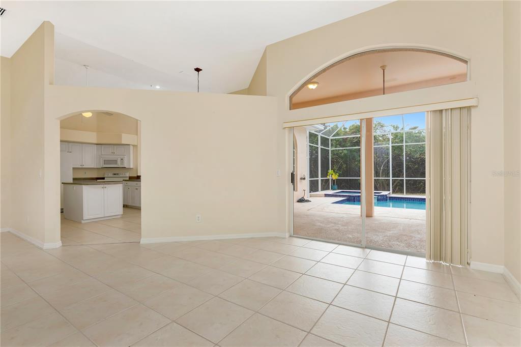 Tarpon Springs, Florida, 34689, United States, 3 Bedrooms Bedrooms, ,2 BathroomsBathrooms,Residential,For Sale,2003461