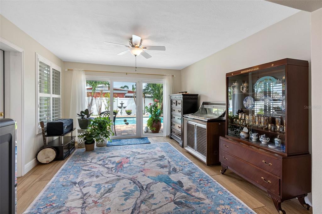 St Pete Beach, Florida, 33706, United States, 2 Bedrooms Bedrooms, ,2 BathroomsBathrooms,Residential,For Sale,1885302