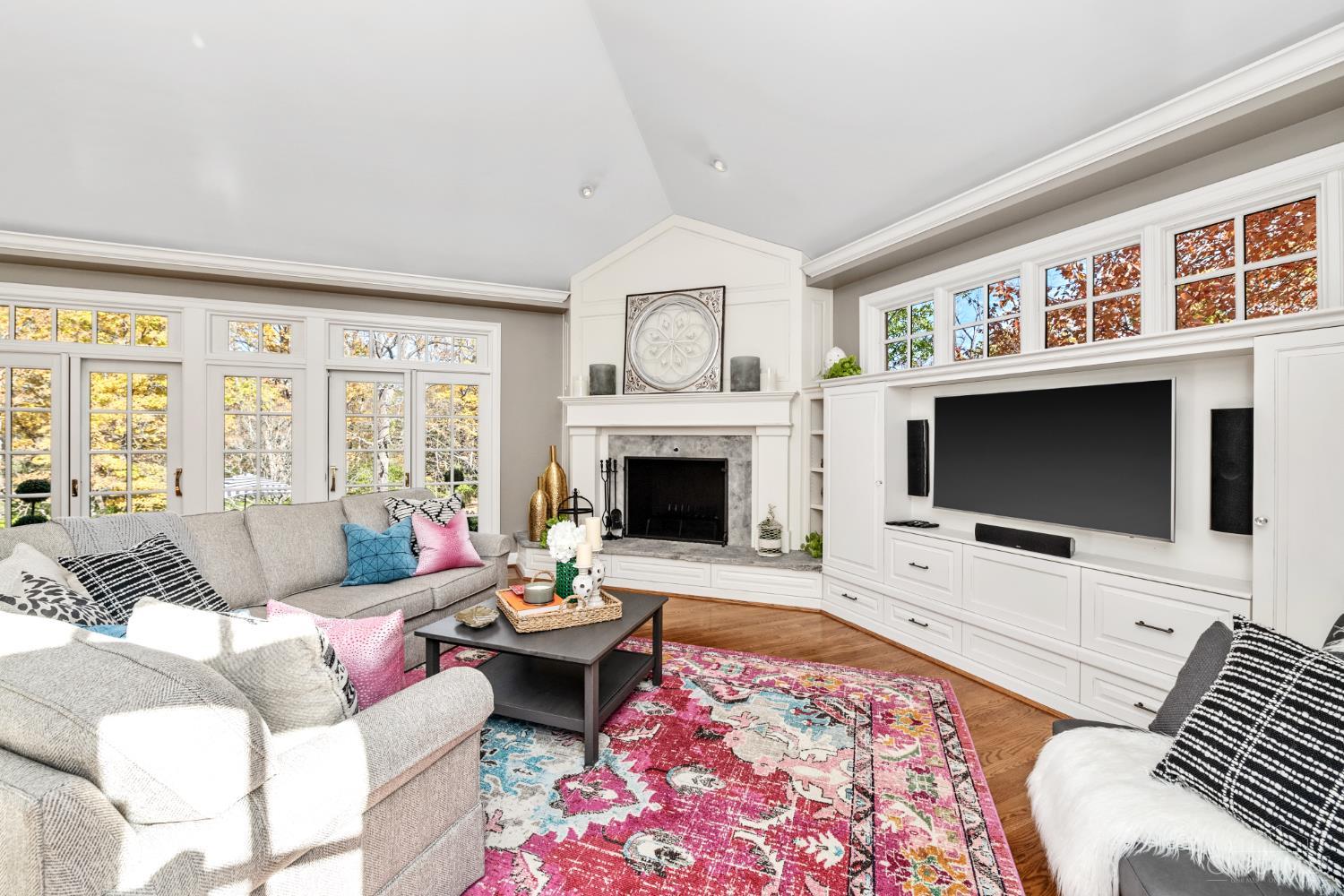 Indian Hill, Ohio, 45243, United States, 6 Bedrooms Bedrooms, ,6 BathroomsBathrooms,Residential,For Sale,1988280