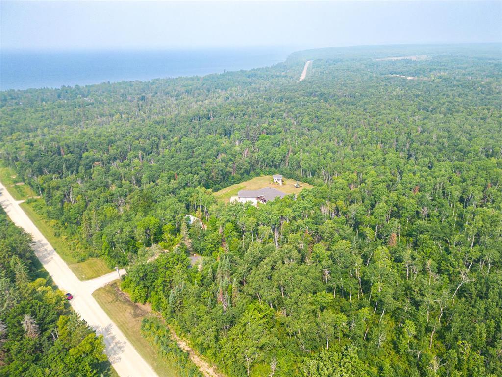 BALSAM BAY, Manitoba, R0E 0B0, CA, 4 Bedrooms Bedrooms, ,3 BathroomsBathrooms,Residential,For Sale,1913140