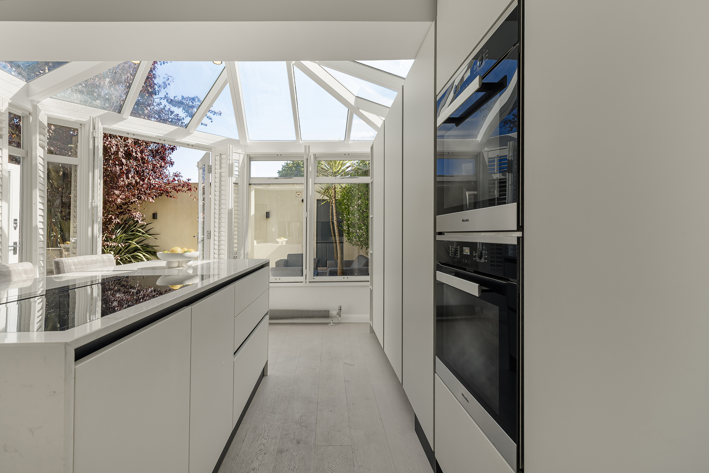  A Garden Apartment with Private Garage in the Heart of Little Venice - 物件實景