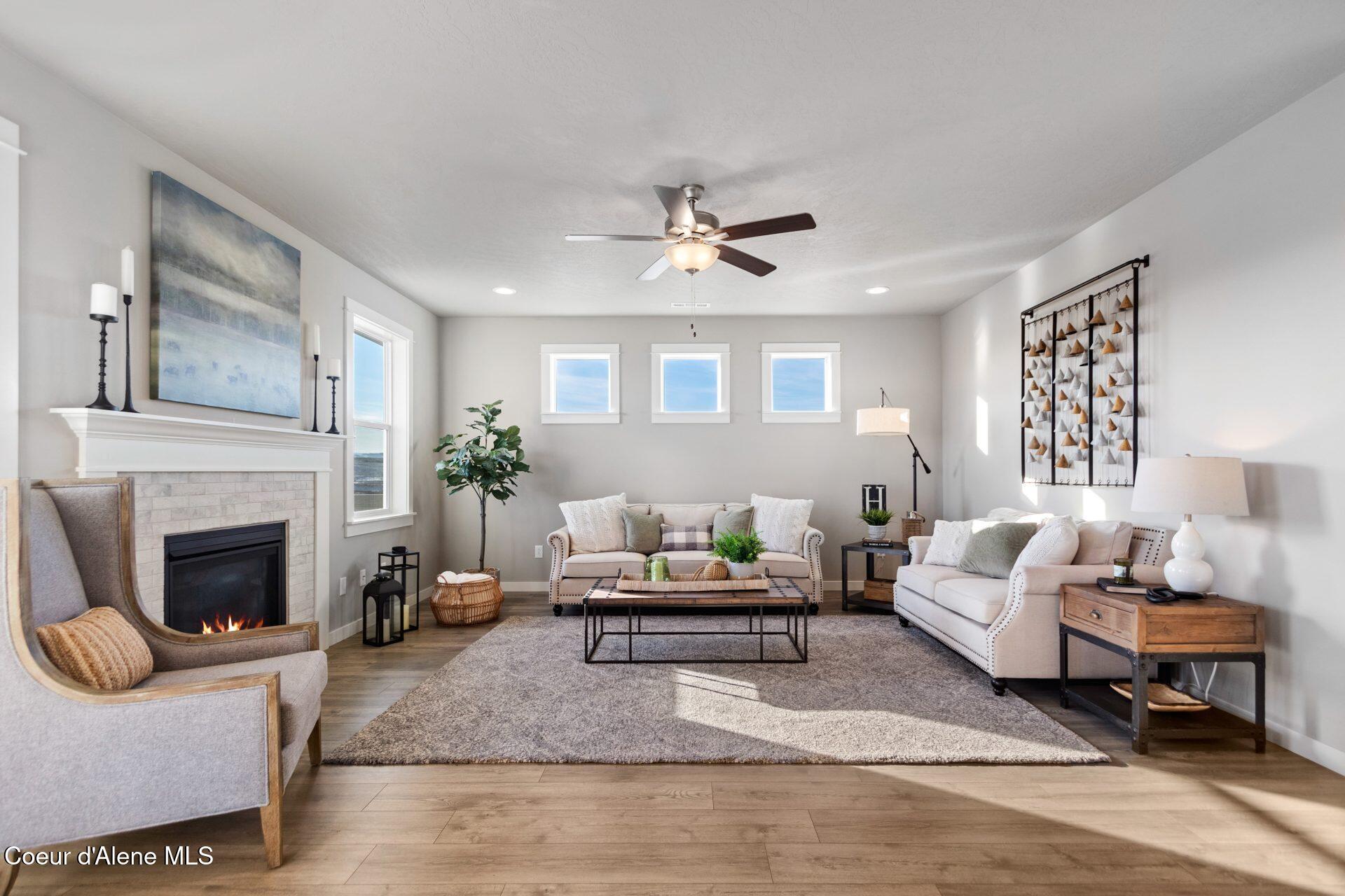 Coeur D'alene, Idaho, 83815, United States, 4 Bedrooms Bedrooms, ,2 BathroomsBathrooms,Residential,For Sale,1779142