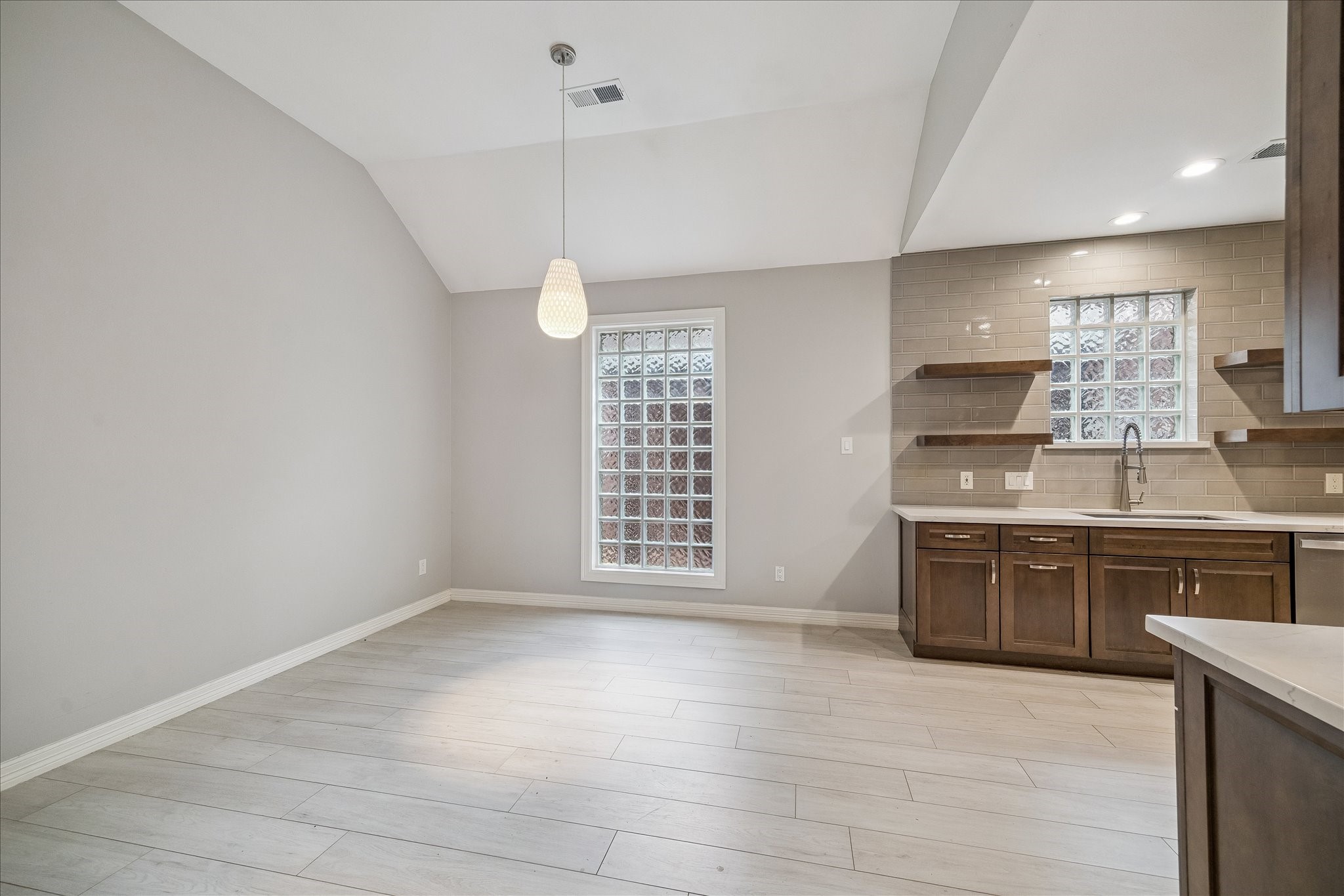  3115 Cedar Knolls Drive - 物件實景