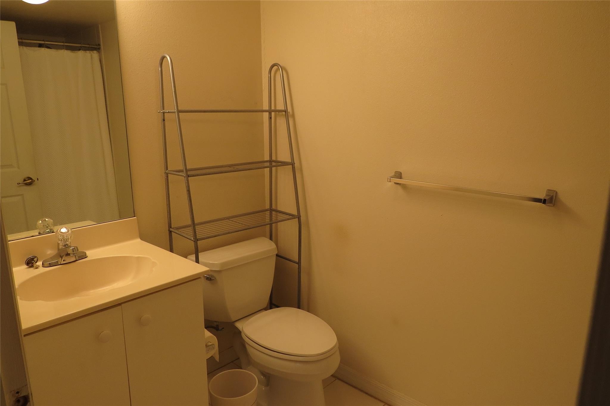 Pompano Beach, Florida, 33062, United States, 2 Bedrooms Bedrooms, ,3 BathroomsBathrooms,Residential,For Sale,1915850