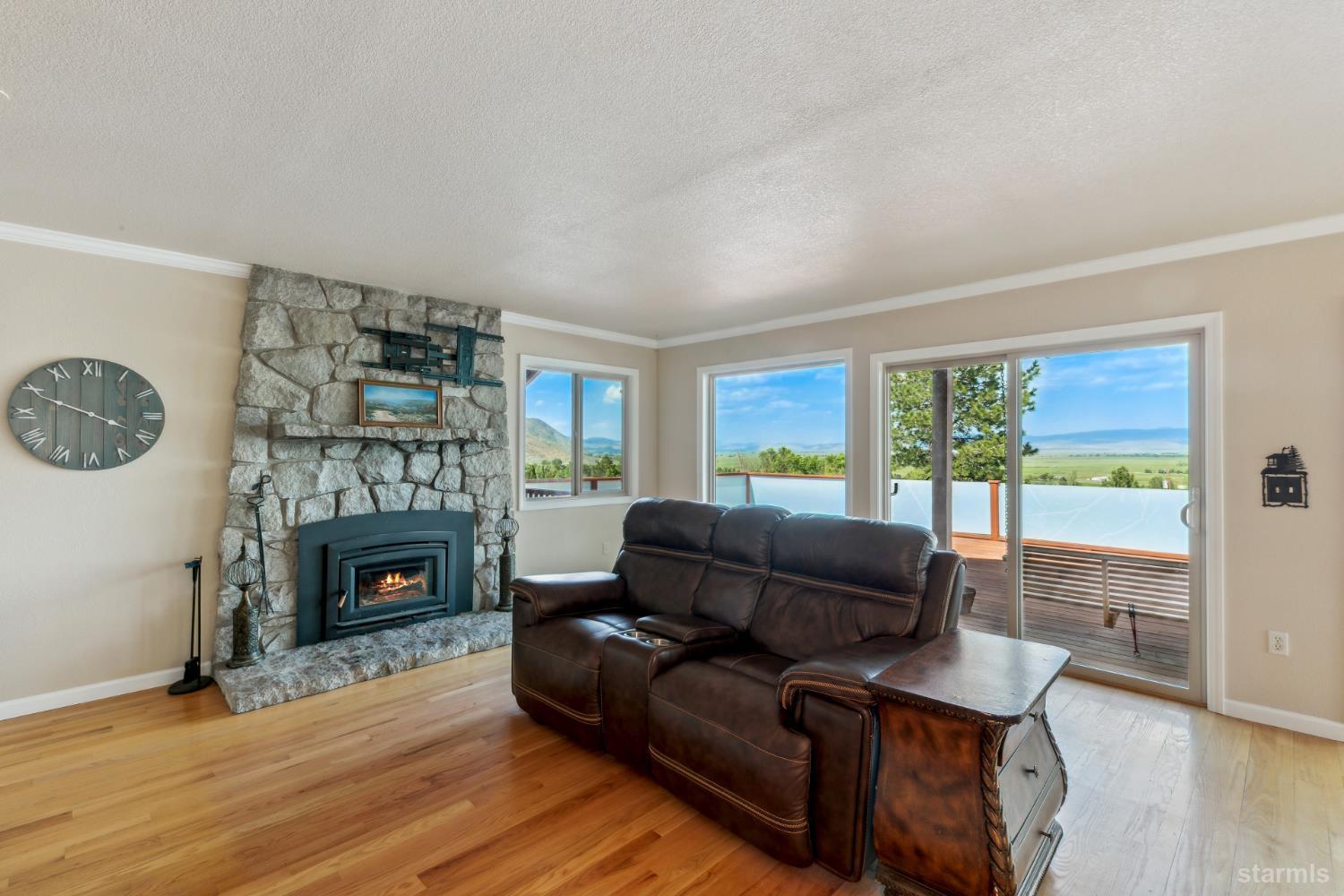 Gardnerville, Nevada, 89460, United States, 3 Bedrooms Bedrooms, ,3 BathroomsBathrooms,Residential,For Sale,1849799