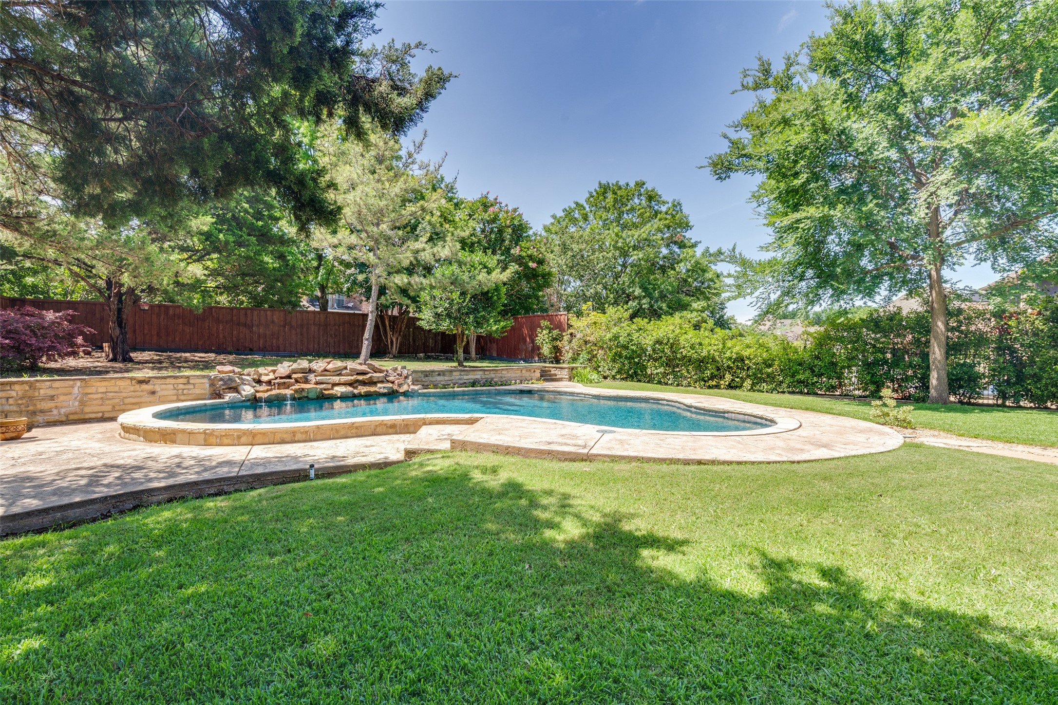 Heath, Texas, 75032, United States, 5 Bedrooms Bedrooms, ,4 BathroomsBathrooms,Residential,For Sale,1847303