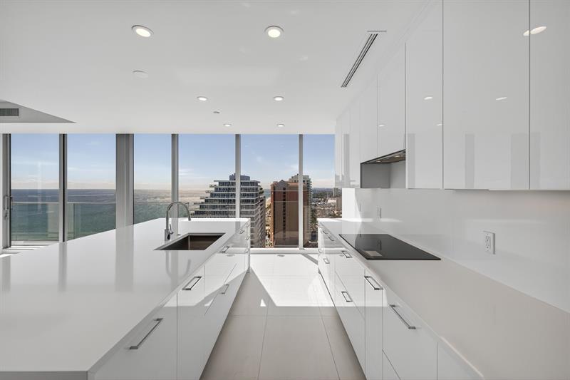 Fort Lauderdale, Florida, 33304, United States, 4 Bedrooms Bedrooms, ,4 BathroomsBathrooms,Residential,For Sale,1994835