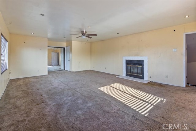 Los Angeles, California, 90003, United States, 3 Bedrooms Bedrooms, ,Residential,For Sale,1977735