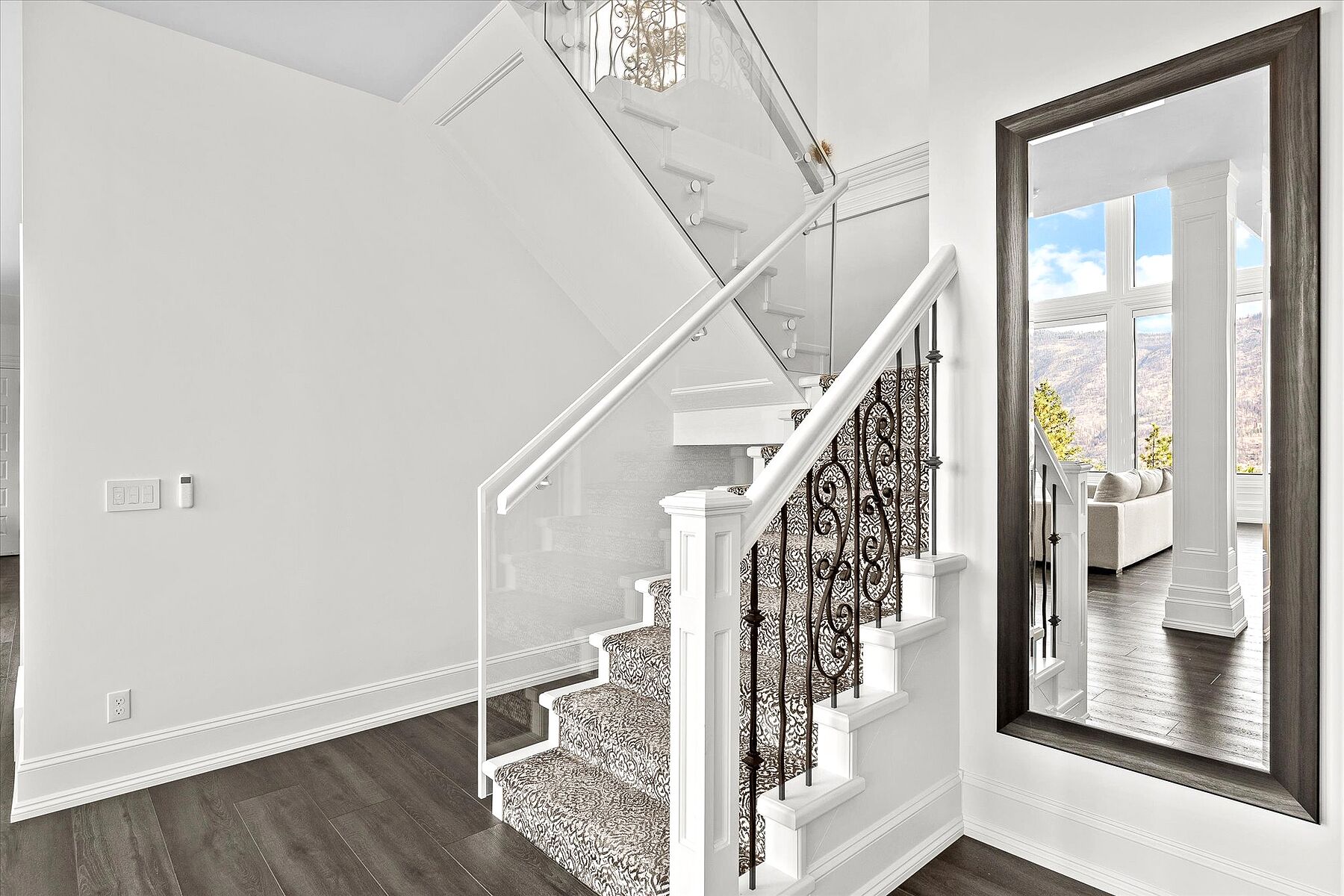  Gated Lake View Estate - 物件實景