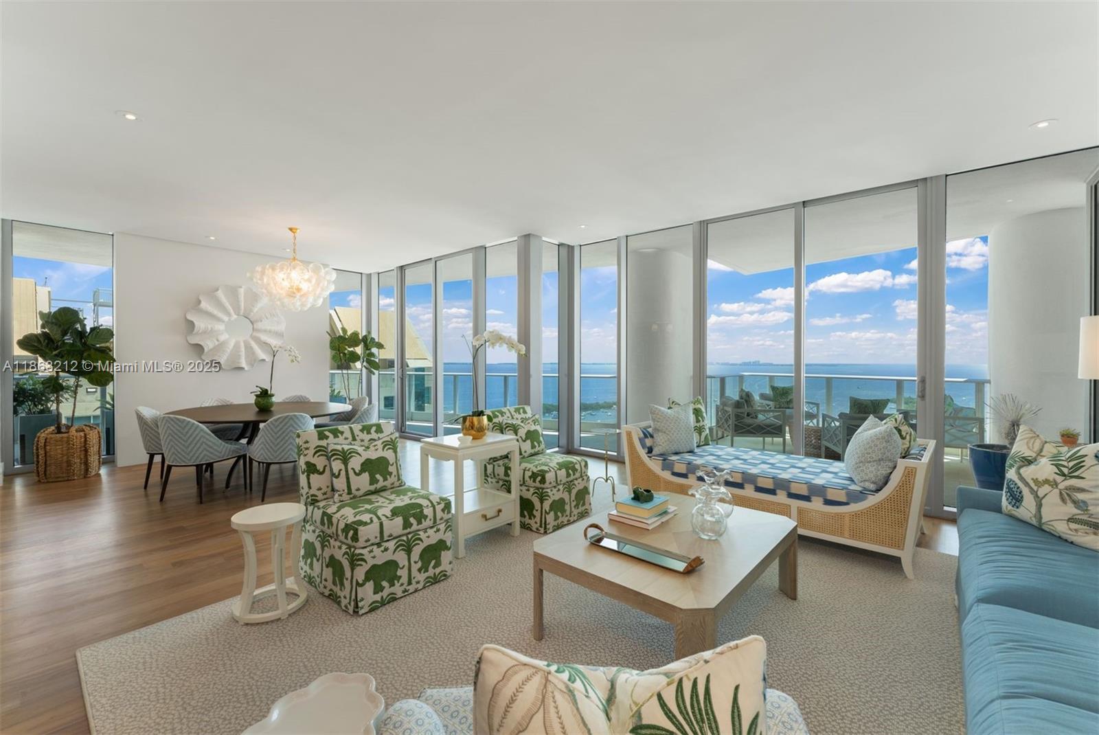 Miami, Florida, 33133, United States, 3 Bedrooms Bedrooms, ,4 BathroomsBathrooms,Residential,For Sale,1933299