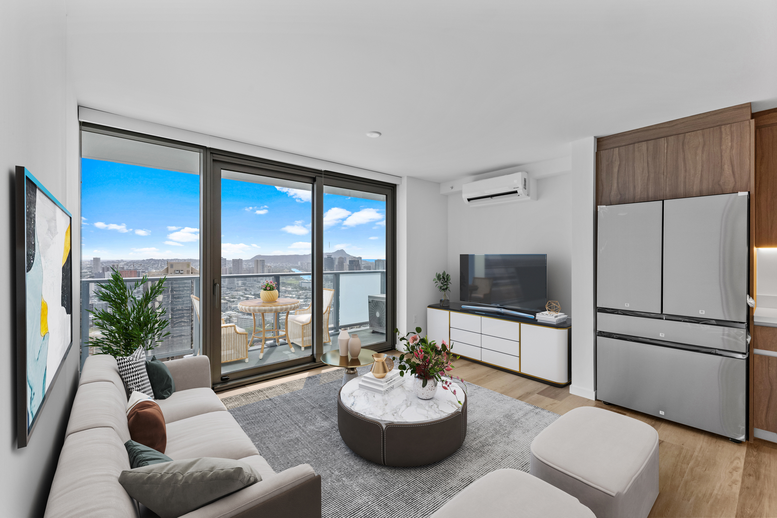 The Park on Keeaumoku, Pawaa, City, Diamond Head, Ocean, Sunrise views 