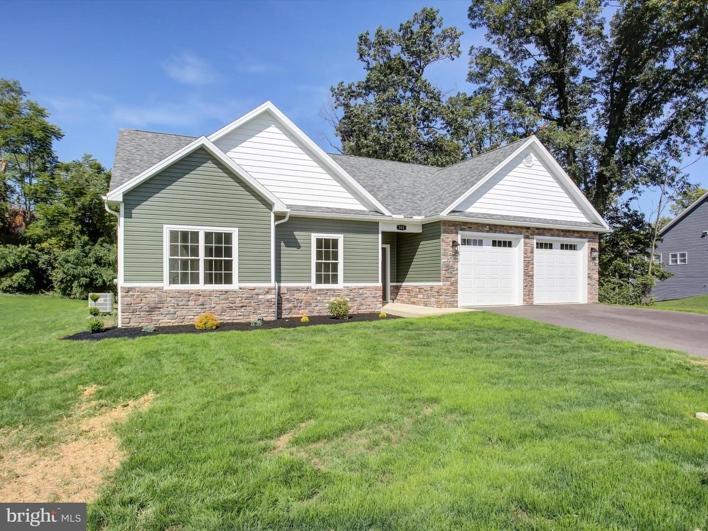 Greencastle, Pennsylvania, 17225, United States, 3 Bedrooms Bedrooms, ,2 BathroomsBathrooms,Residential,For Sale,1933339