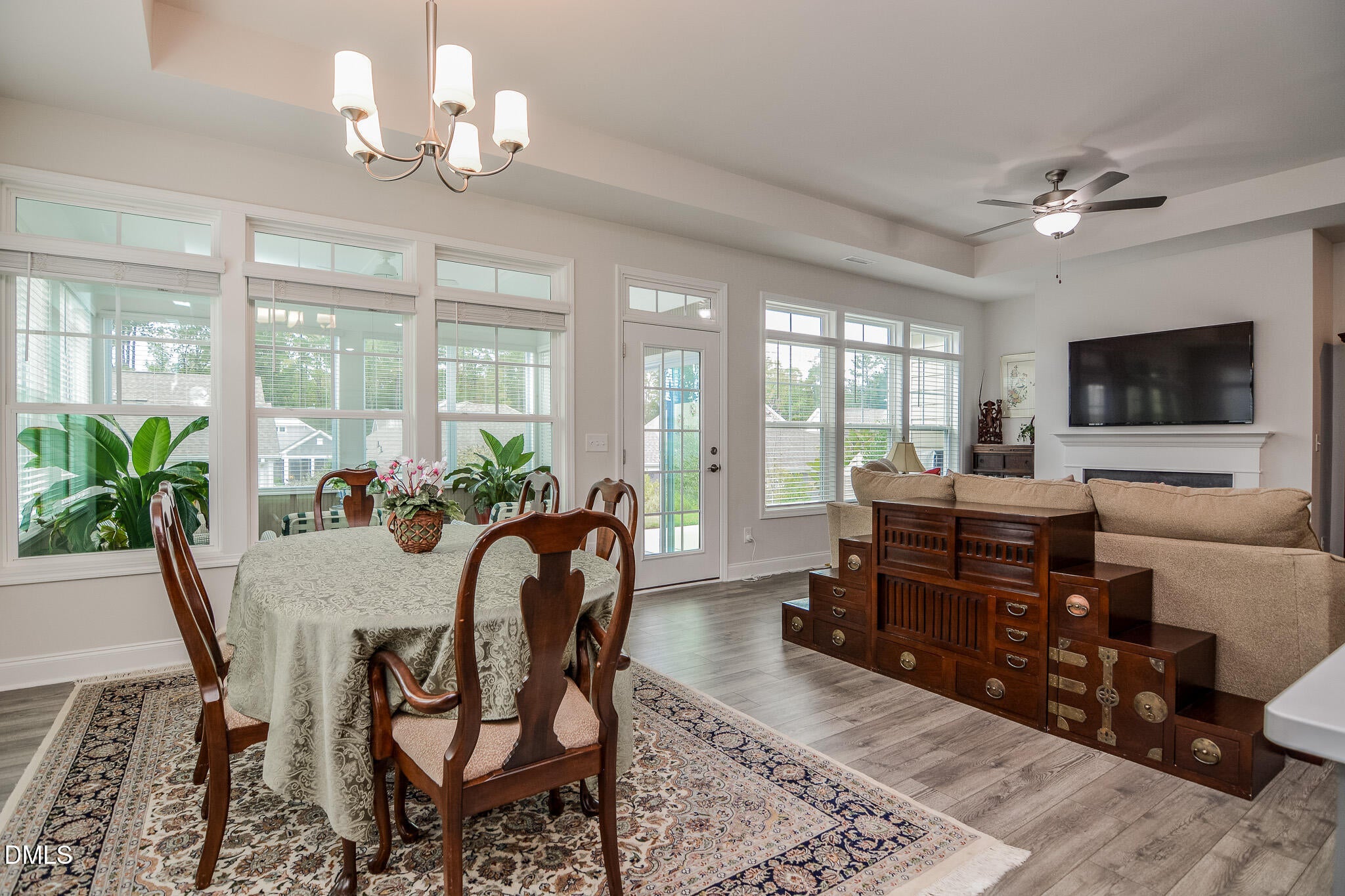 Clayton, North Carolina, 27527, United States, 3 Bedrooms Bedrooms, ,3 BathroomsBathrooms,Residential,For Sale,1958023