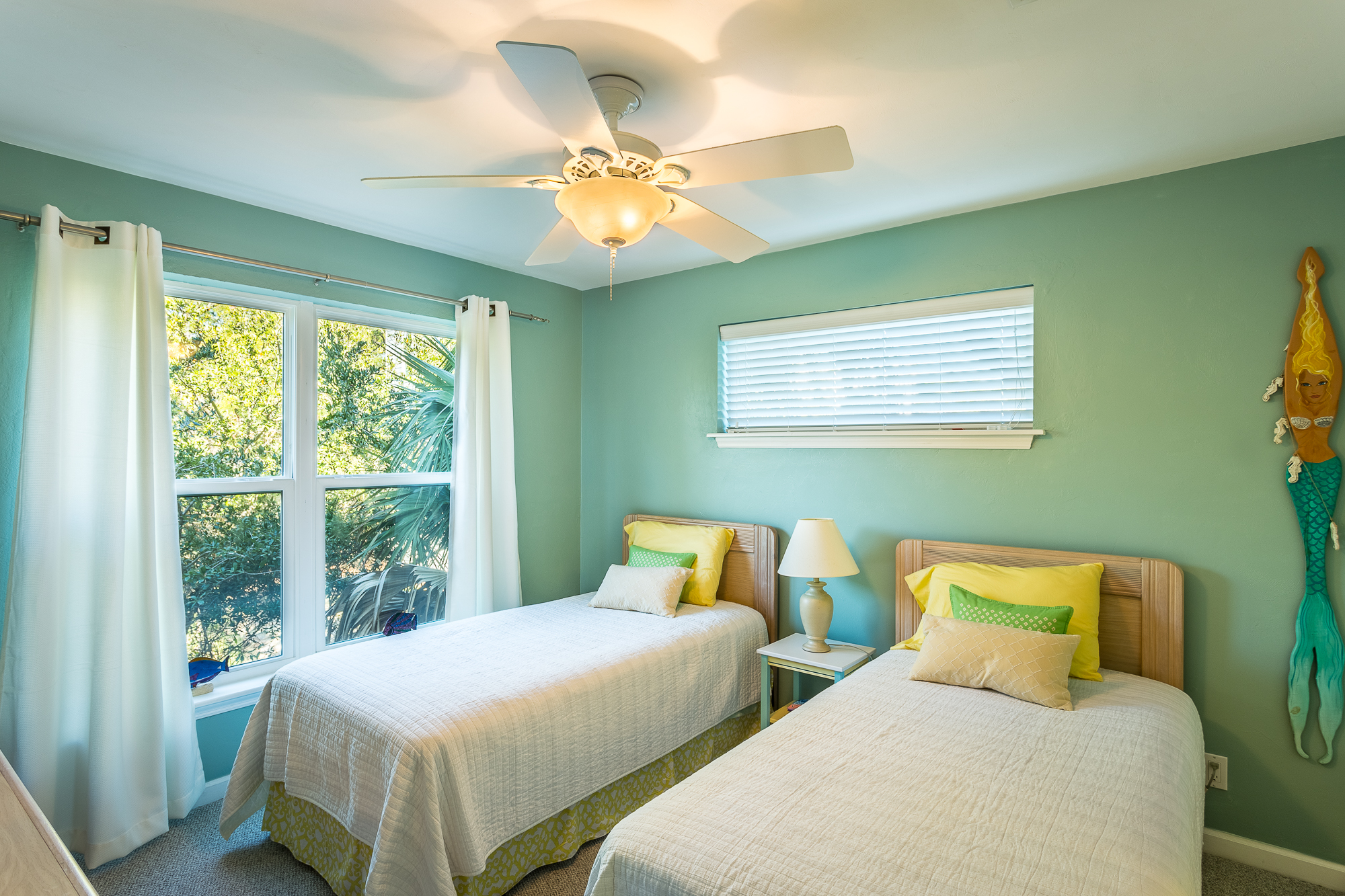 St George Island, Florida, 32328, United States, 4 Bedrooms Bedrooms, ,3 BathroomsBathrooms,Residential,For Sale,1974635