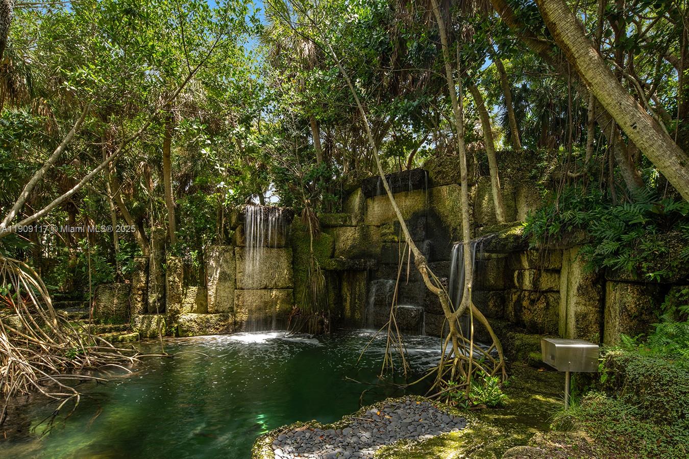 Miami, Florida, 33133, United States, 13 Bedrooms Bedrooms, ,18 BathroomsBathrooms,Residential,For Sale,1989288