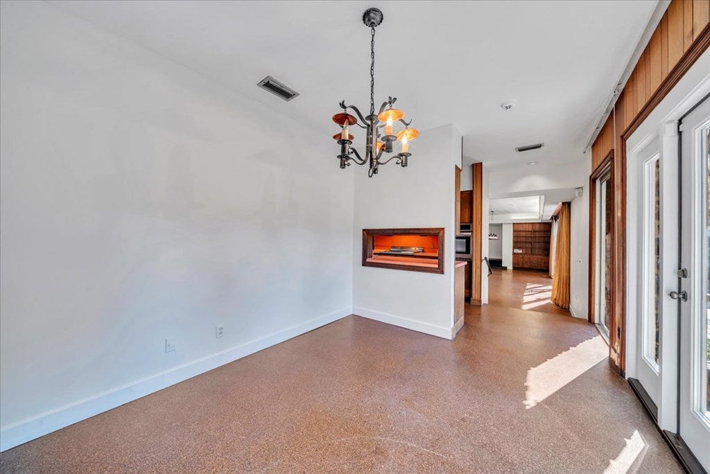 Cordele, Georgia, 31015, United States, 3 Bedrooms Bedrooms, ,5 BathroomsBathrooms,Residential,For Sale,1977947