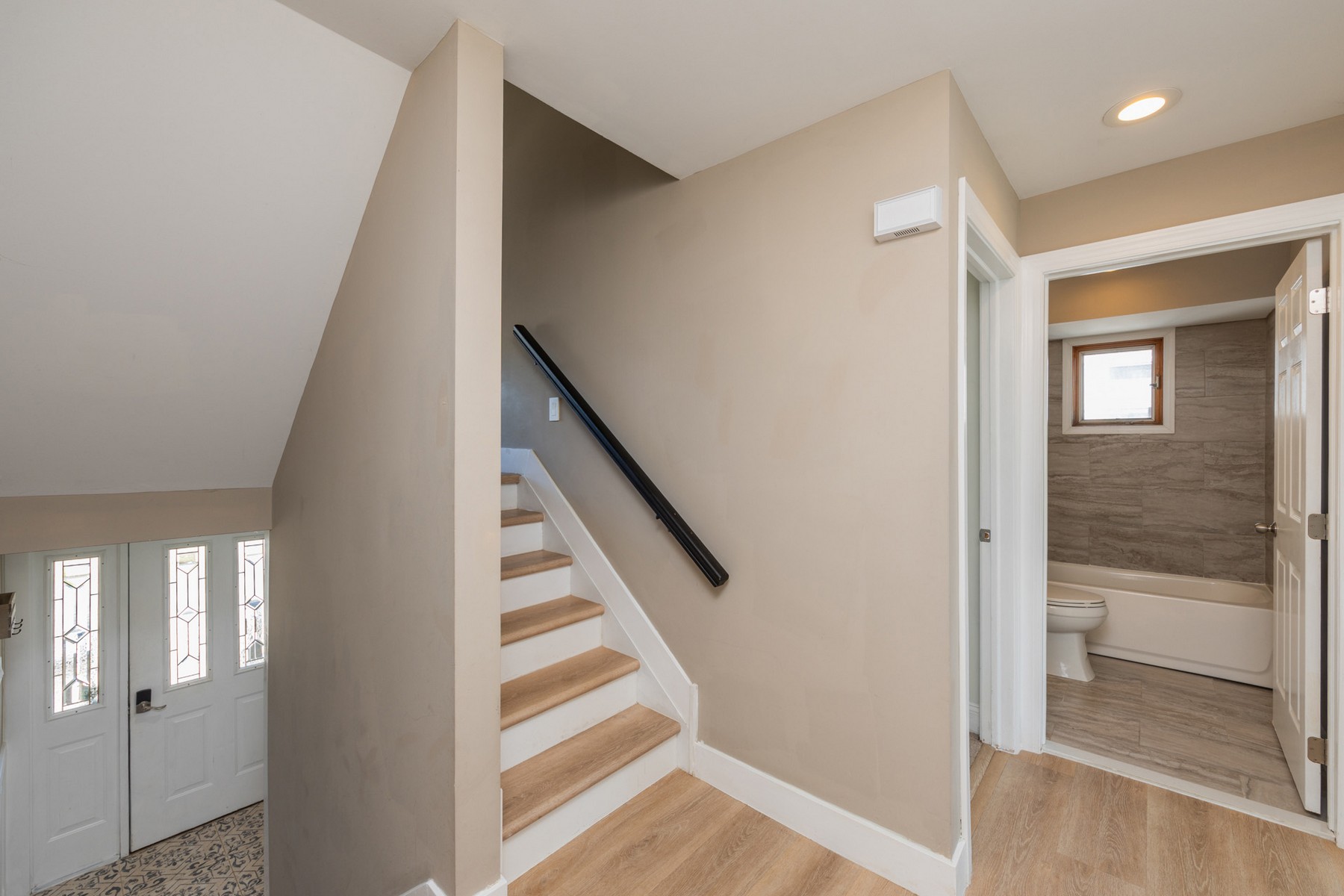  11 Point Drive - 物件實景