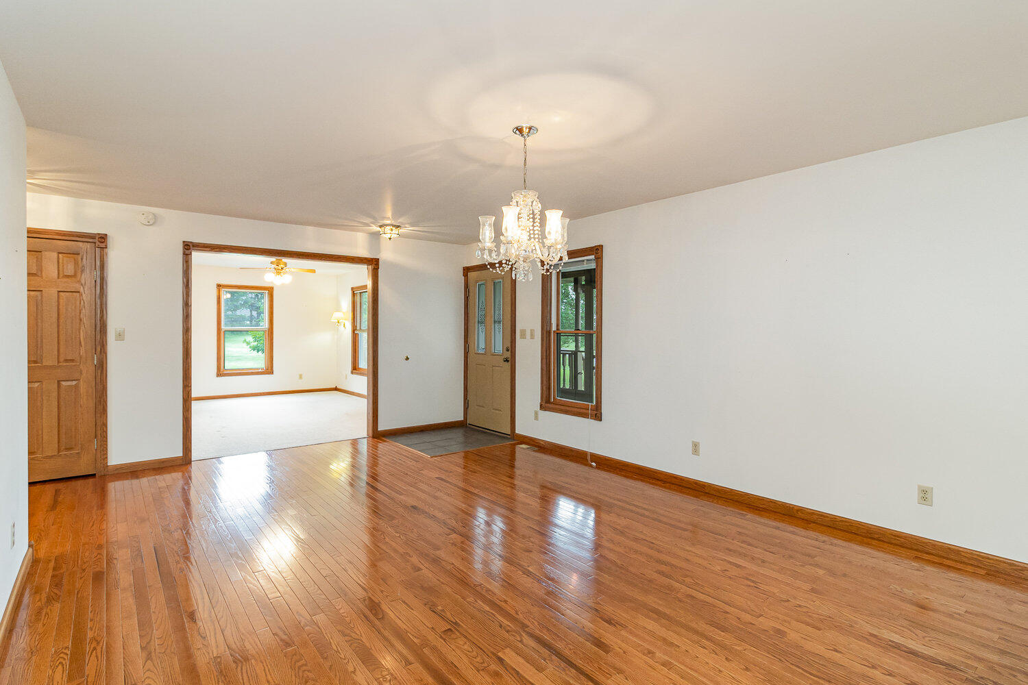 Lowell, Indiana, 46356, United States, 4 Bedrooms Bedrooms, ,3 BathroomsBathrooms,Residential,For Sale,2006020