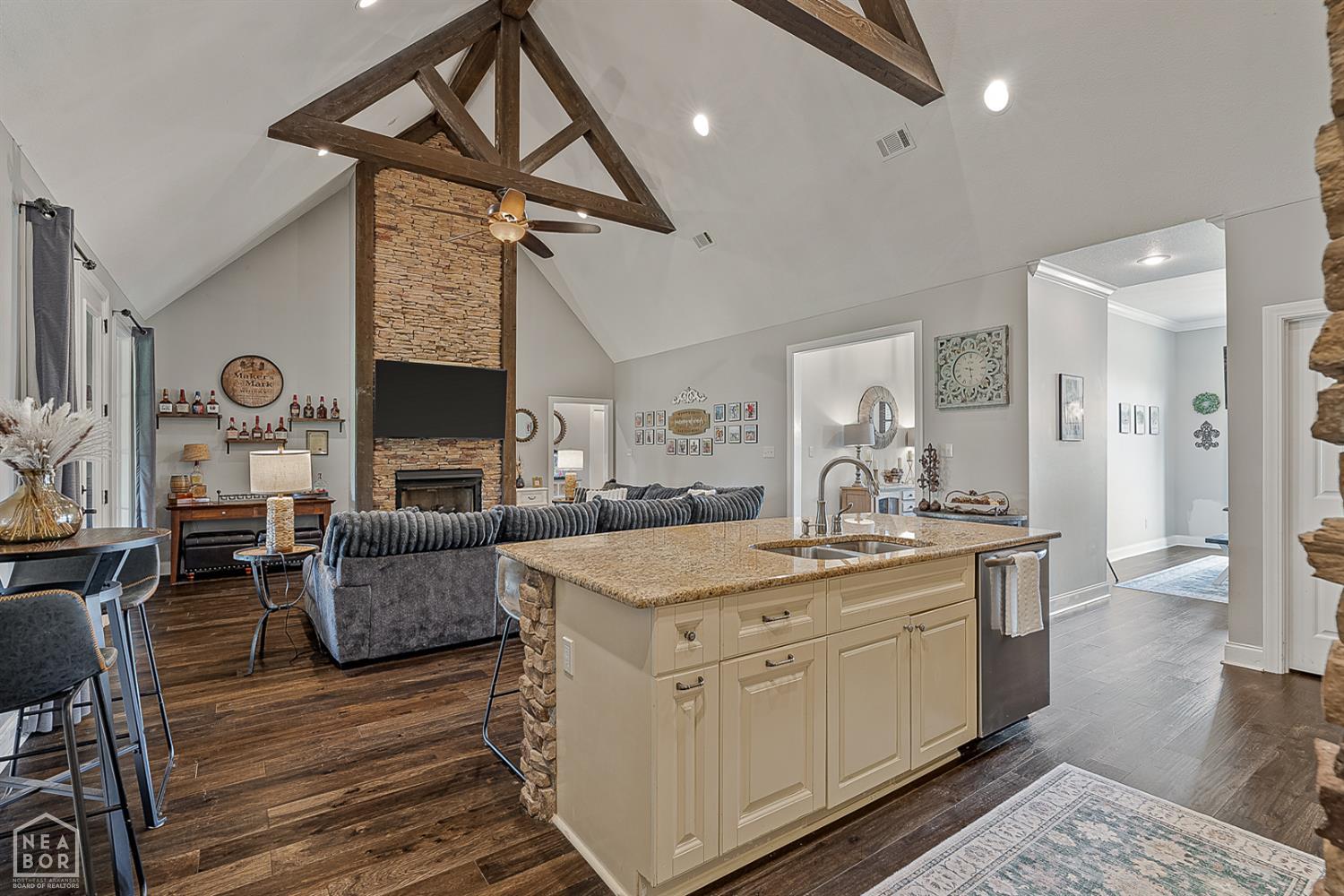 Jonesboro, Arkansas, 72404, United States, ,4 BathroomsBathrooms,Residential,For Sale,1978078